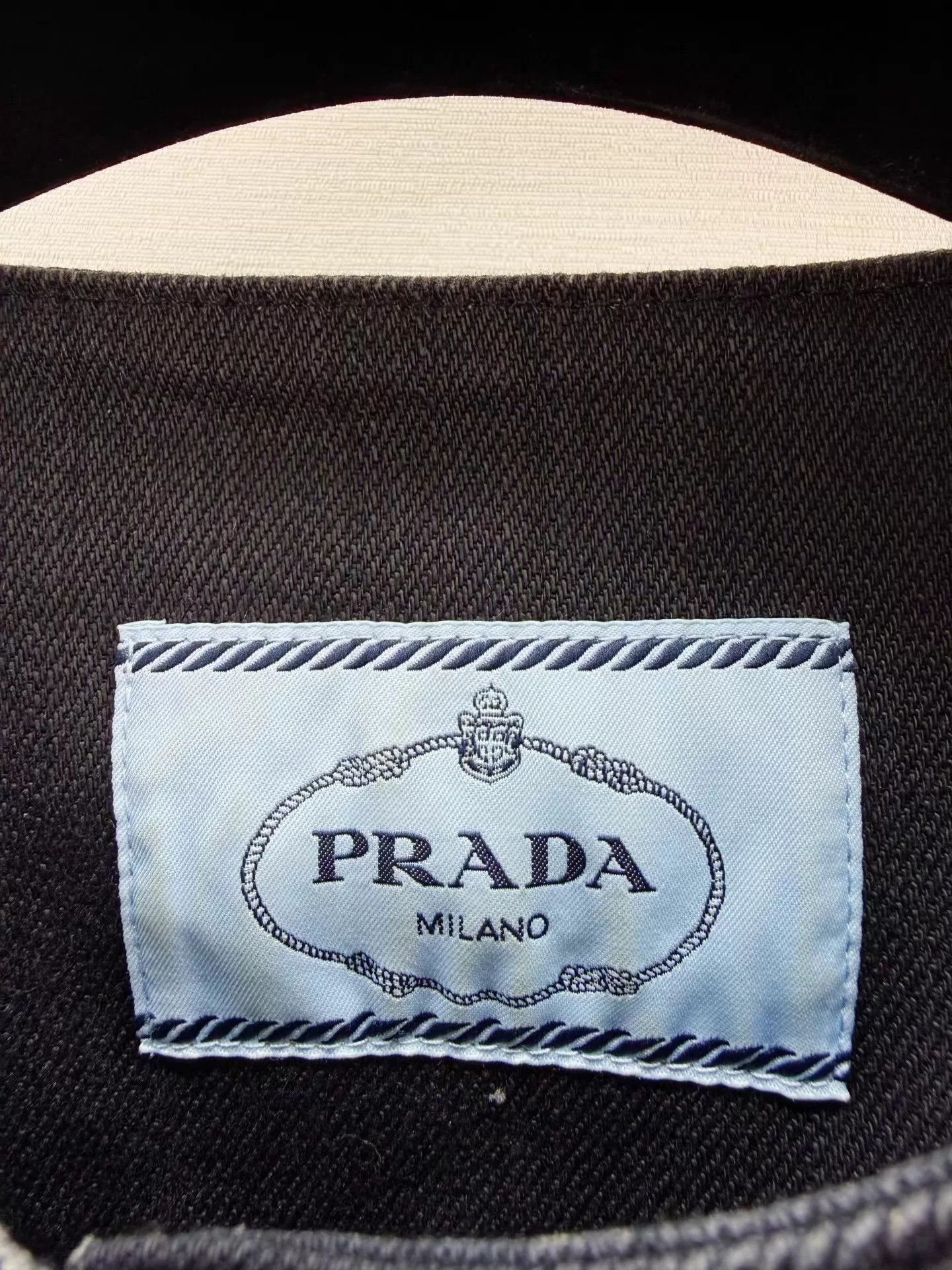 Prada Prada Denim Vest M Worn 2x Authentic Size M / US 6-8 / IT 42-44 - 4 Thumbnail
