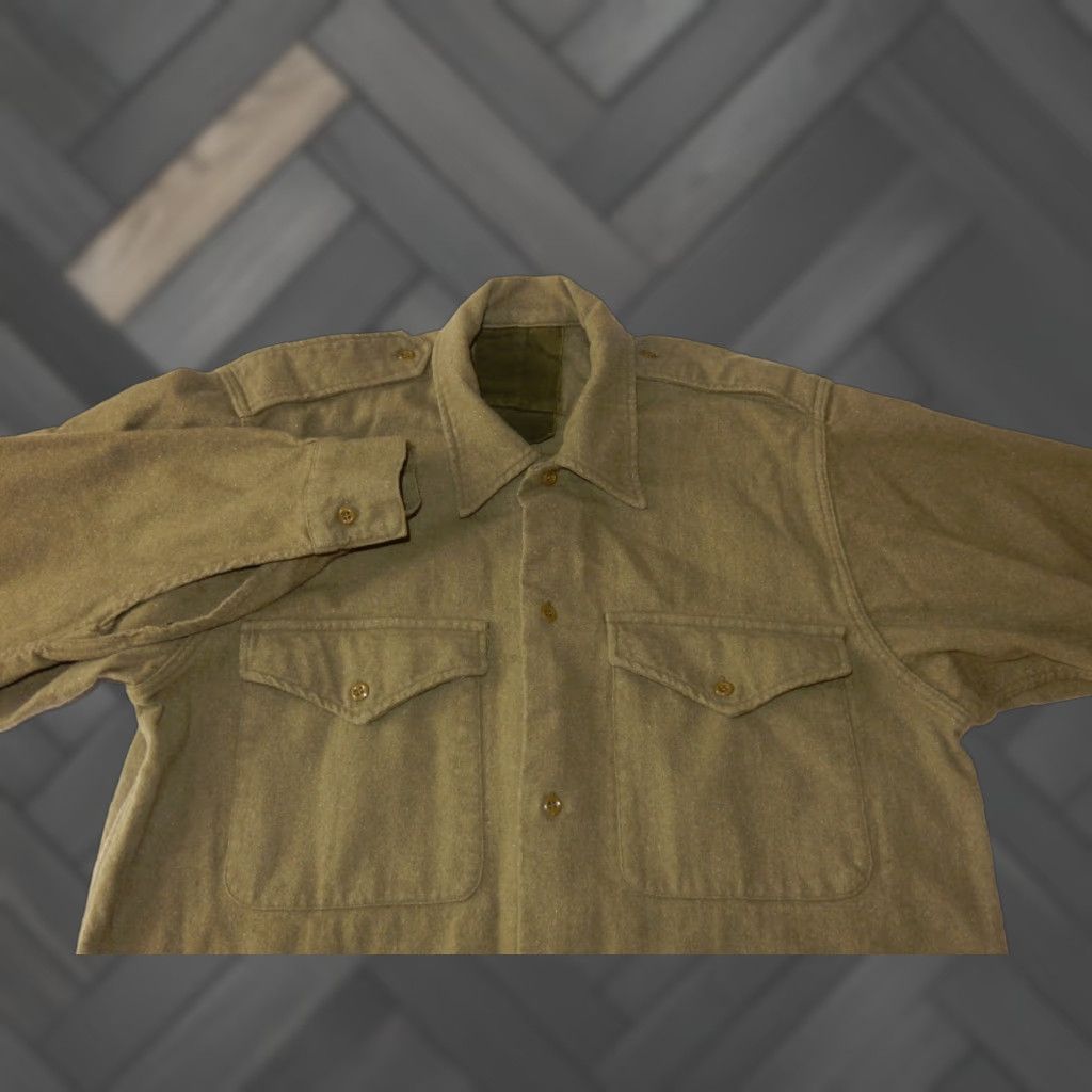 J.Crew VTG Men's Button-Up Shirt Size 14.5-30 Wool Military Green Long Sleeve JCrew Solid Everyday Wear Mens Size US S / EU 44-46 / 1 - 1 Thumbnail