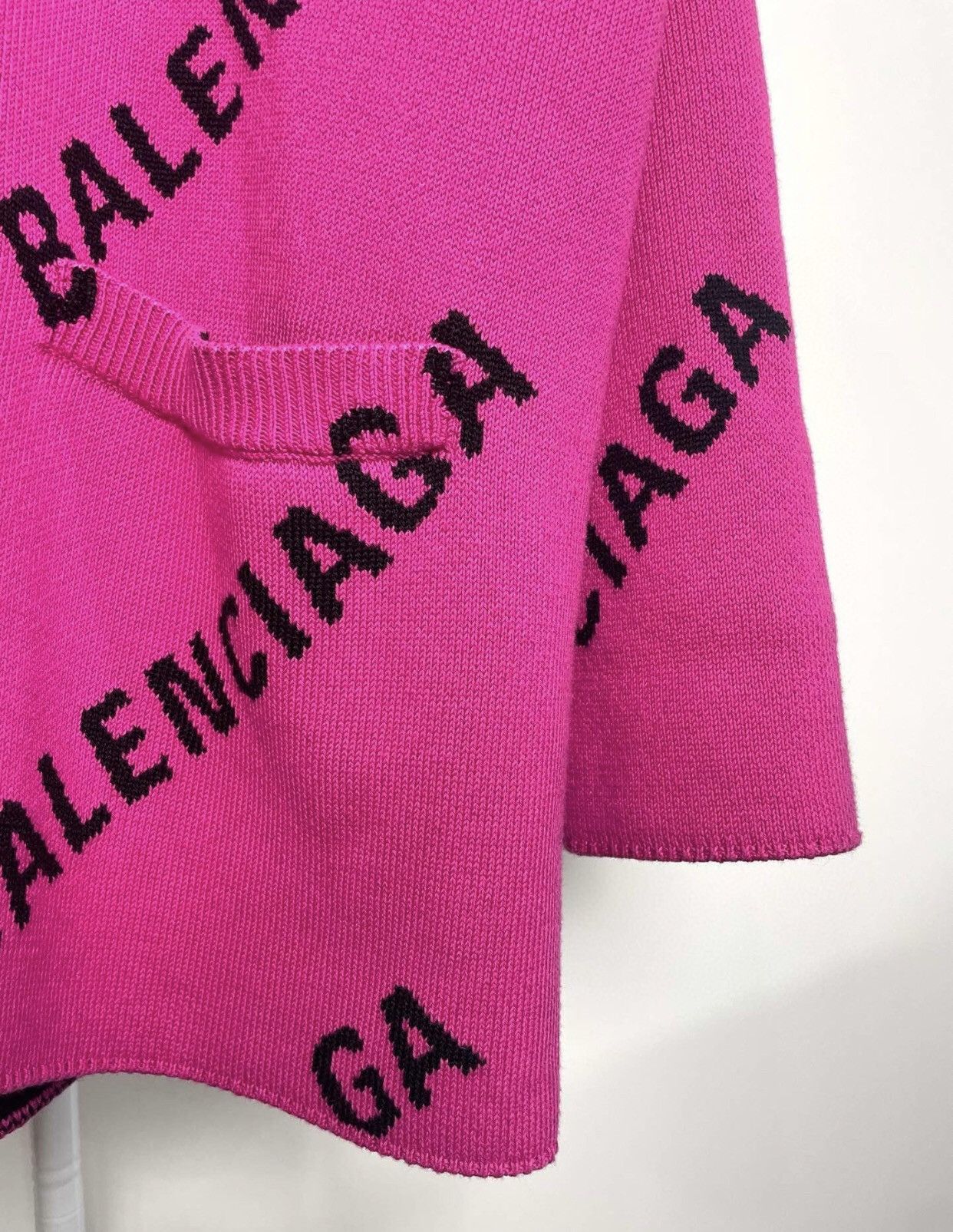 Balenciaga Balenciaga pink bullet screen printed cardigan shirt2412- Size US S / EU 44-46 / 1 - 4 Thumbnail