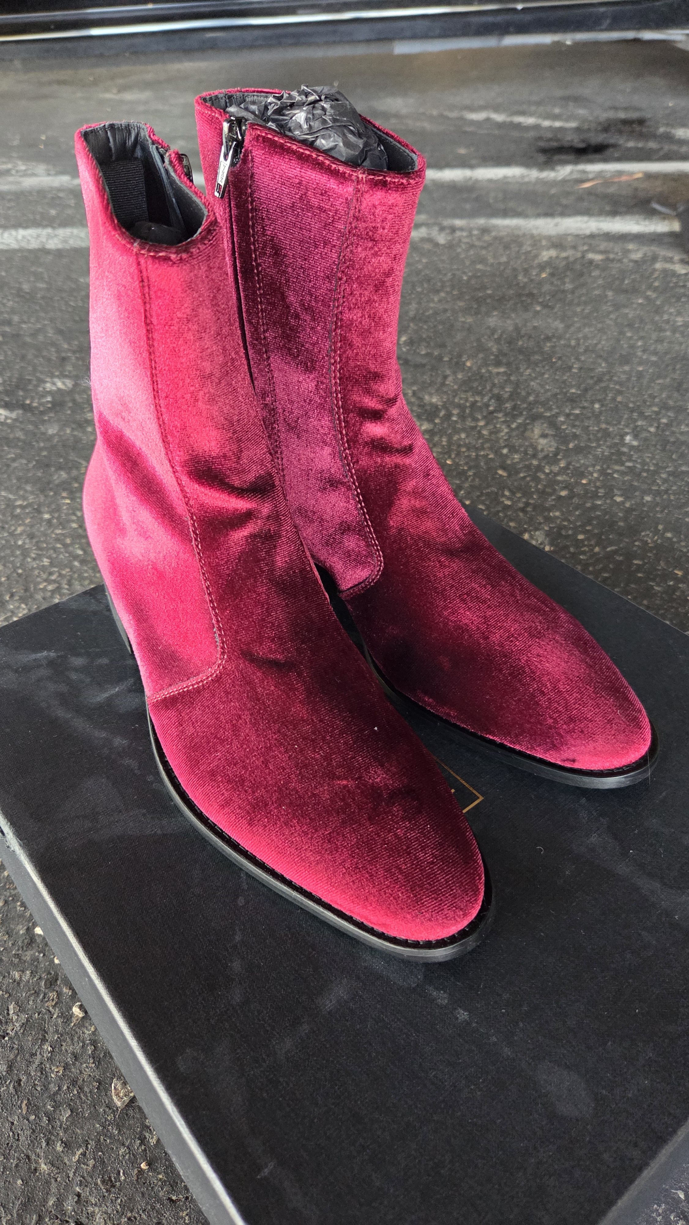 From The First From the First Red Lucas velvet chelsea boots 41 Size US 8 / EU 41 - 2 Thumbnail