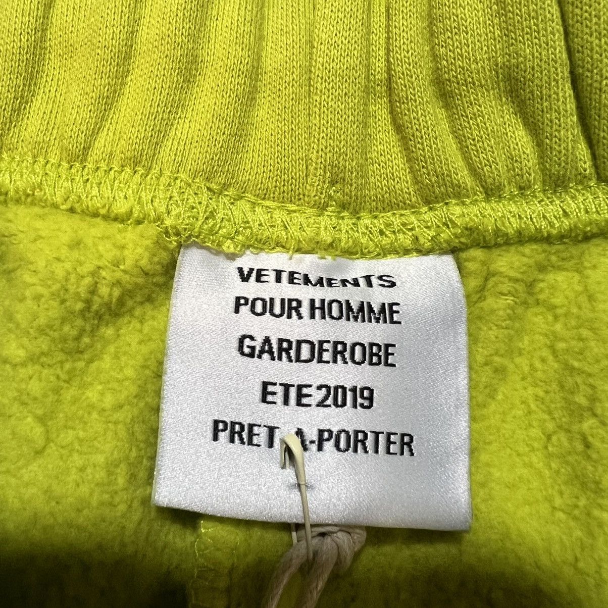 Vetements Vetements Sweatpants Neon Green Needle Logo Raw Hem Size US 32 / EU 48 - 8 Thumbnail