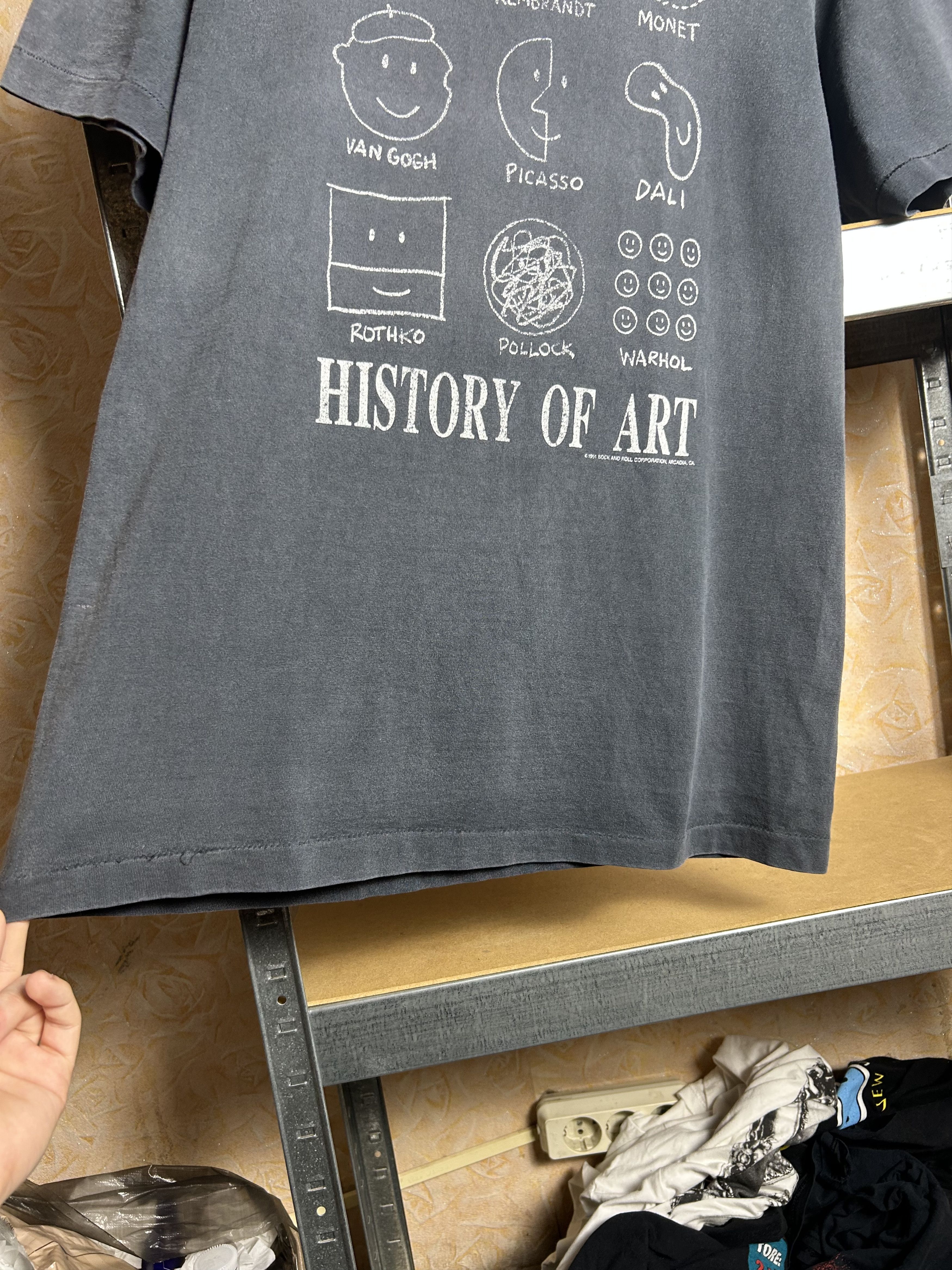 Vintage Vintage 1991 History of Art Da Vincci Wahol Picasso T-shirt Size US L / EU 52-54 / 3 - 7 Thumbnail