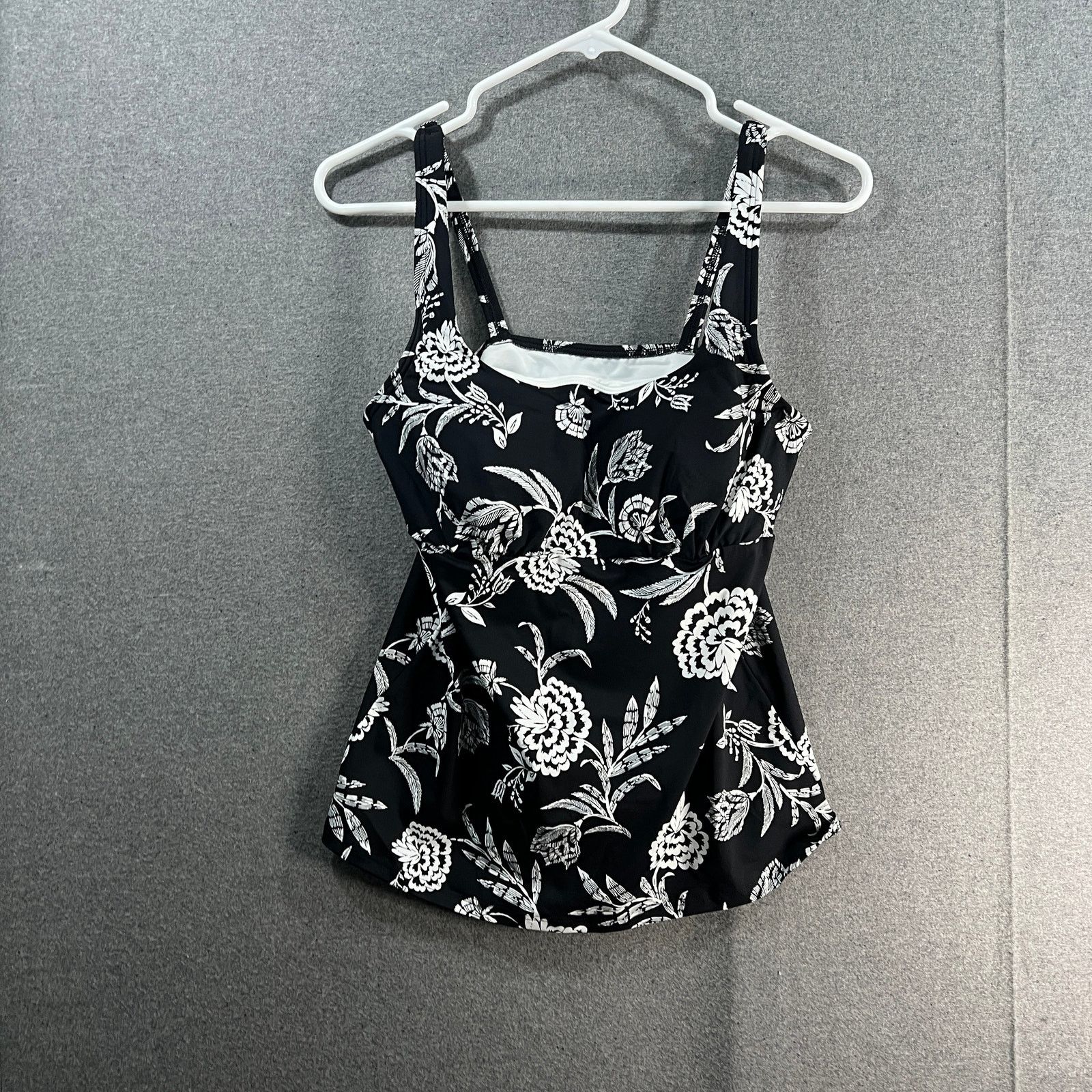 Other Lands' End Square-Neck Underwire Tankini Swimsuit Top Size M / US 6-8 / IT 42-44 - 1 Thumbnail