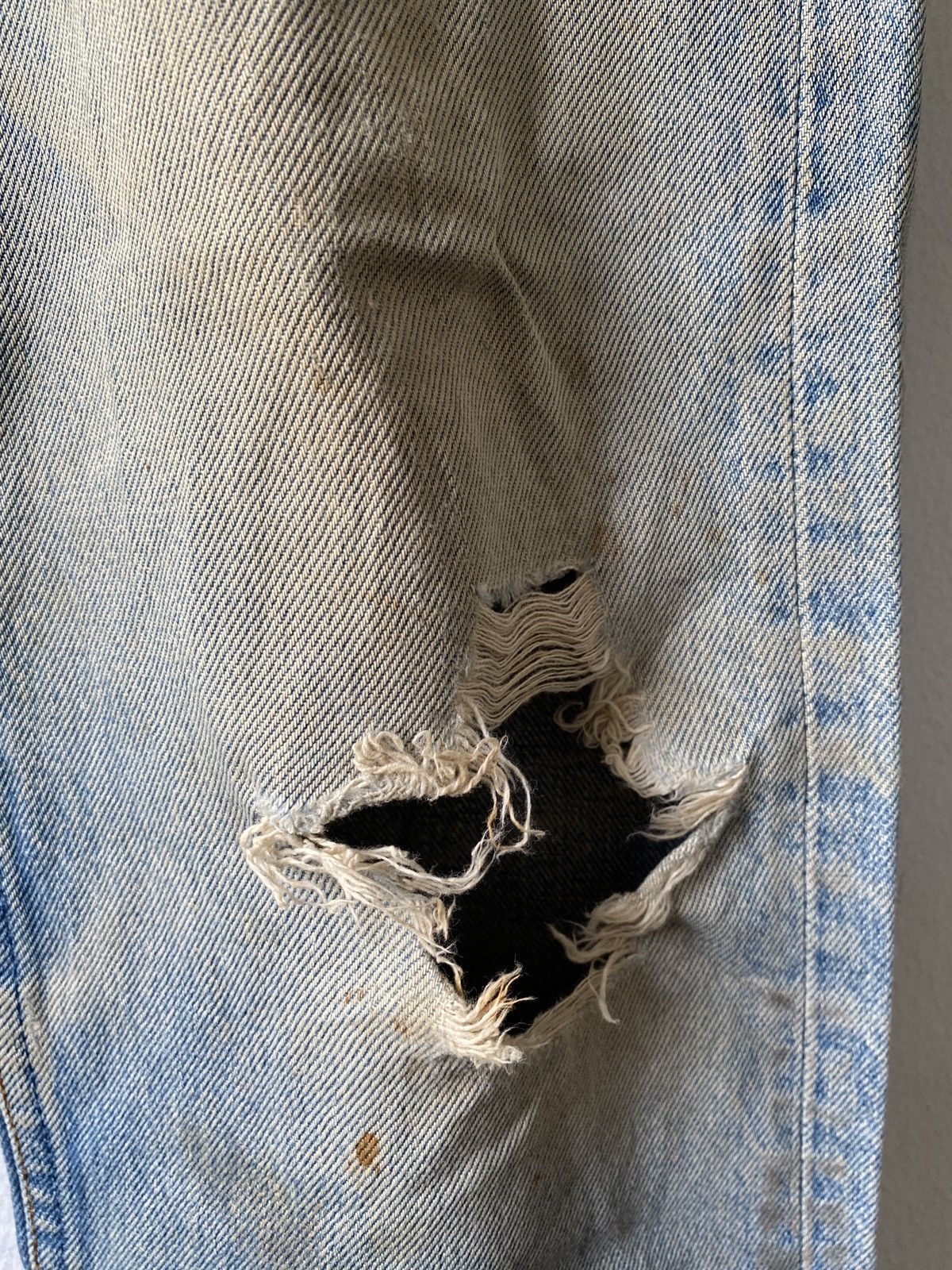 Levi's Vintage Levi’s 501 Top Button 524 Distressed Denim Size US 30 / EU 46 - 9 Thumbnail