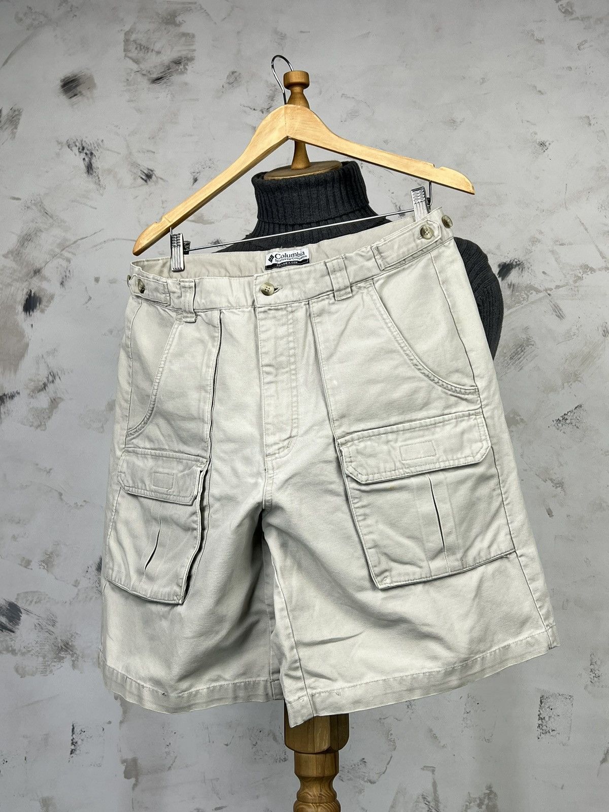 Columbia Vintage Columbia Cargo Shorts Size 34 Size US 34 / EU 50 - 5 Thumbnail