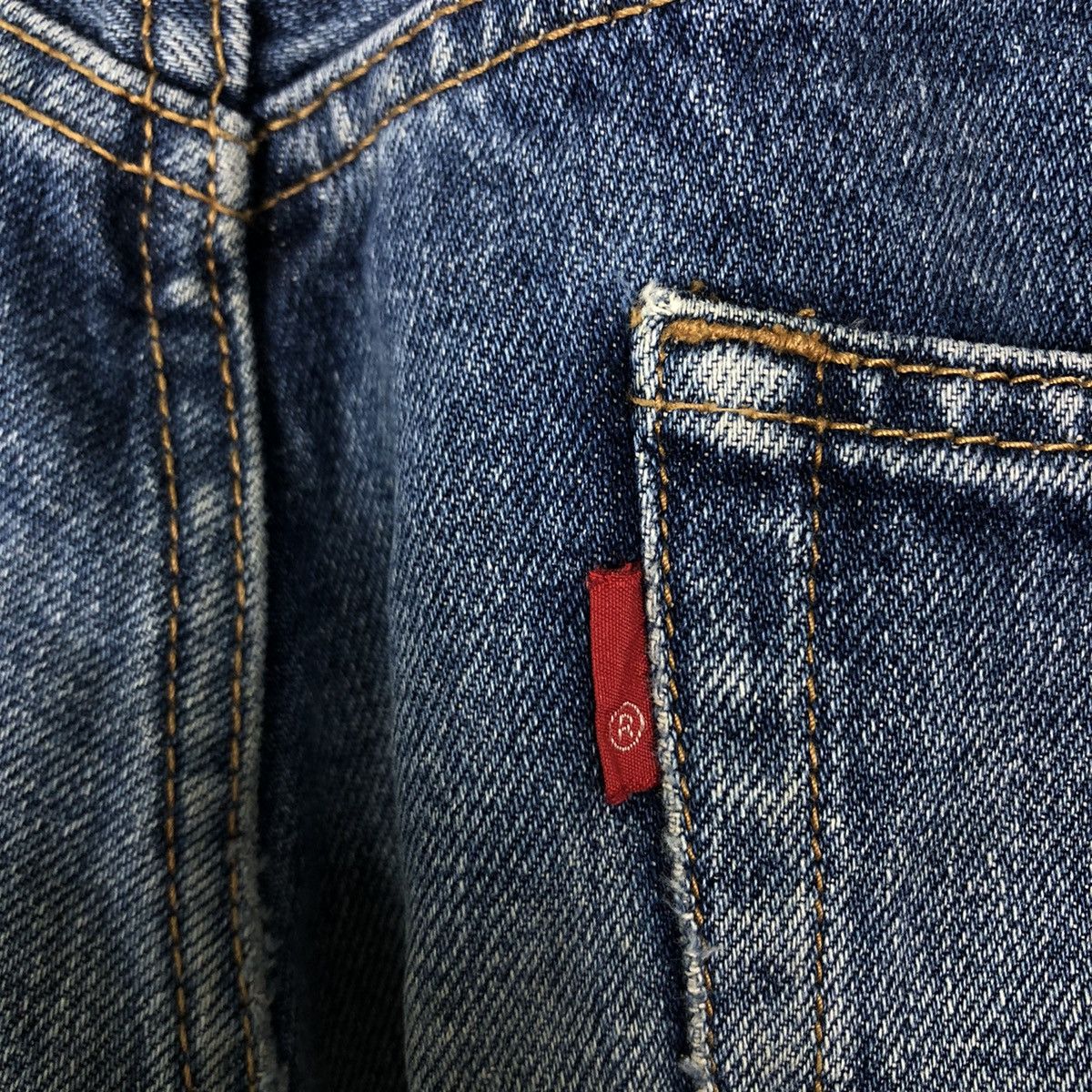 Japanese Brand 🔥90’s JAPAN MADE DISTRESSED JEANS UNIQUE CLOTHING WAREHOUSE Size US 30 / EU 46 - 14 Thumbnail