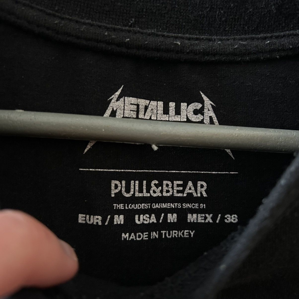 Band Tees Vintage Metallica Big Logo all stars rock band tee size M Size US M / EU 48-50 / 2 - 5 Thumbnail