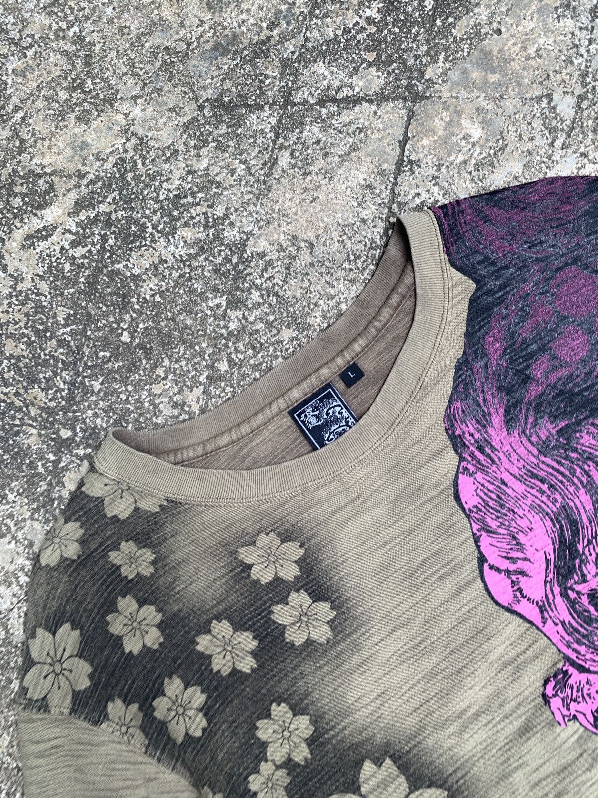 Japanese Brand NTN Team Sukajan Lion Sakura Army Green Longsleeve Tee Size US L / EU 52-54 / 3 - 9 Thumbnail