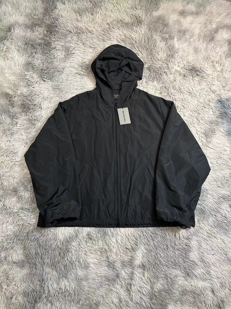 Balenciaga Balenciaga Logo coat behind Size US S / EU 44-46 / 1 - 1 Thumbnail