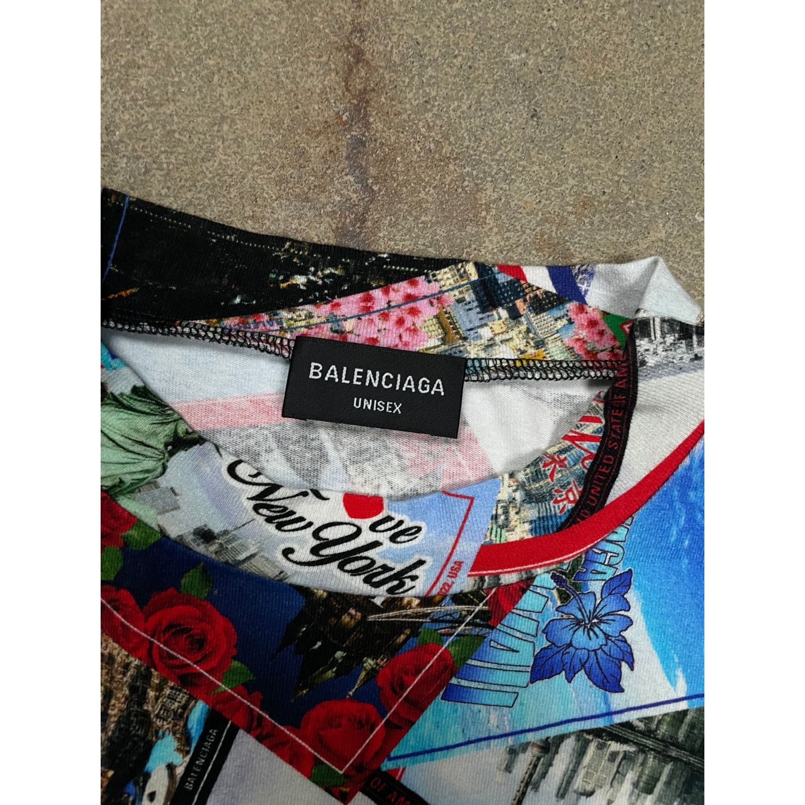 Balenciaga Balenciaga Tee Postcards New XL Size US XL / EU 56 / 4 - 2 Thumbnail