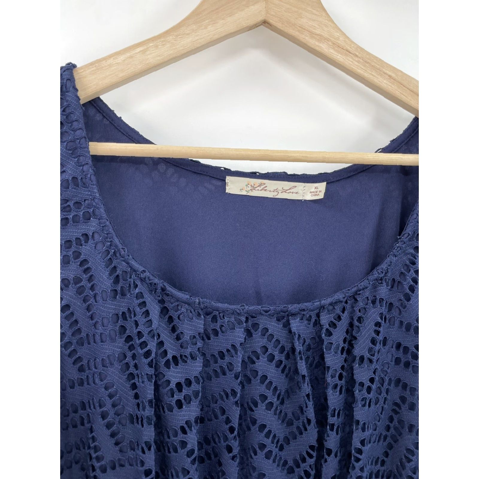 Vintage Liberty Love Women’s Navy Blue Lacy Maxi Dress XL Plus Size Sleeveless Lace Fit & Flare Long Casual Womens Size XL / US 12-14 / IT 48-50 - 2 Thumbnail