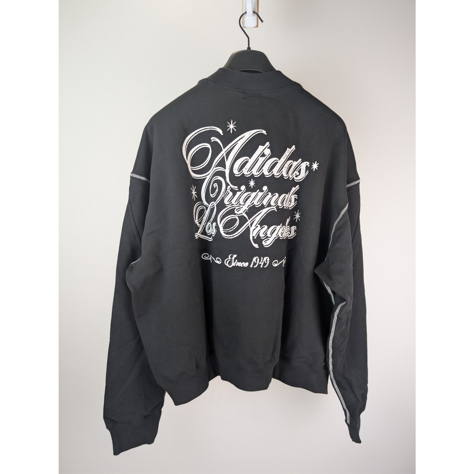 Adidas o1rshd1 Santa Monica Crewneck Sweatshirt in Black / White Size US XL / EU 56 / 4 - 11 Thumbnail
