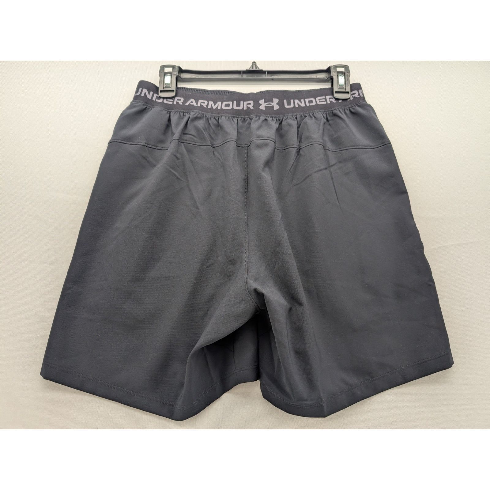 Under Armour NWT Under Armour UA Vanish Woven 2.0 Men's 6" Shorts Black Size US 32 / EU 48 - 7 Thumbnail