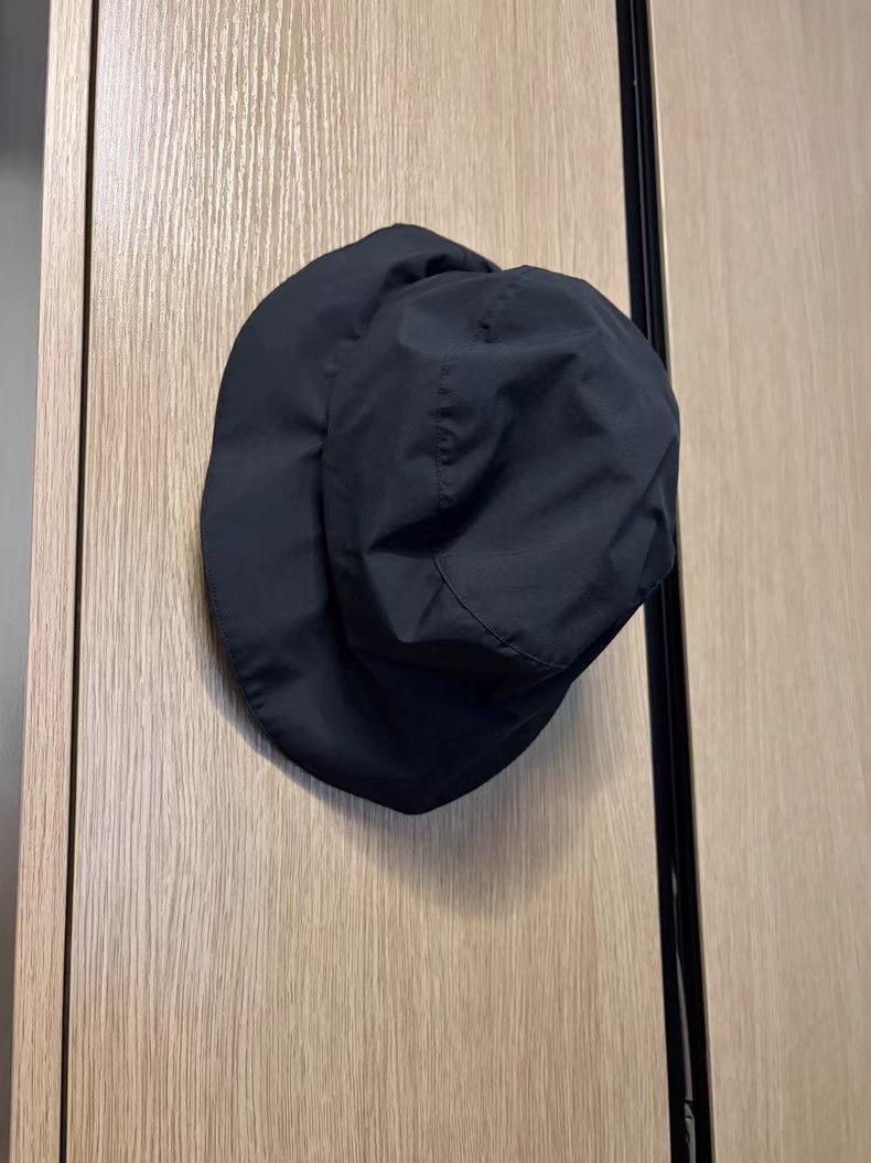 Acronym Acronym Hat。 Q6 Size ONE SIZE - 1 Thumbnail