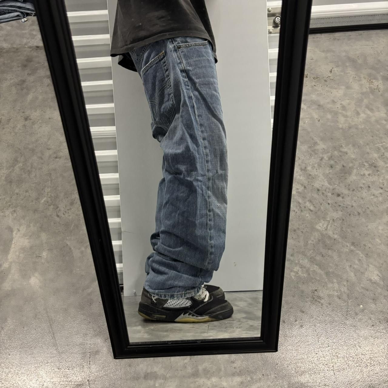Levi's × Vintage Crazy Vintage Y2K/2000s Grunge Levi’s Dark Wash Skater Denim Jeans! Size US 36 / EU 52 - 2 Thumbnail