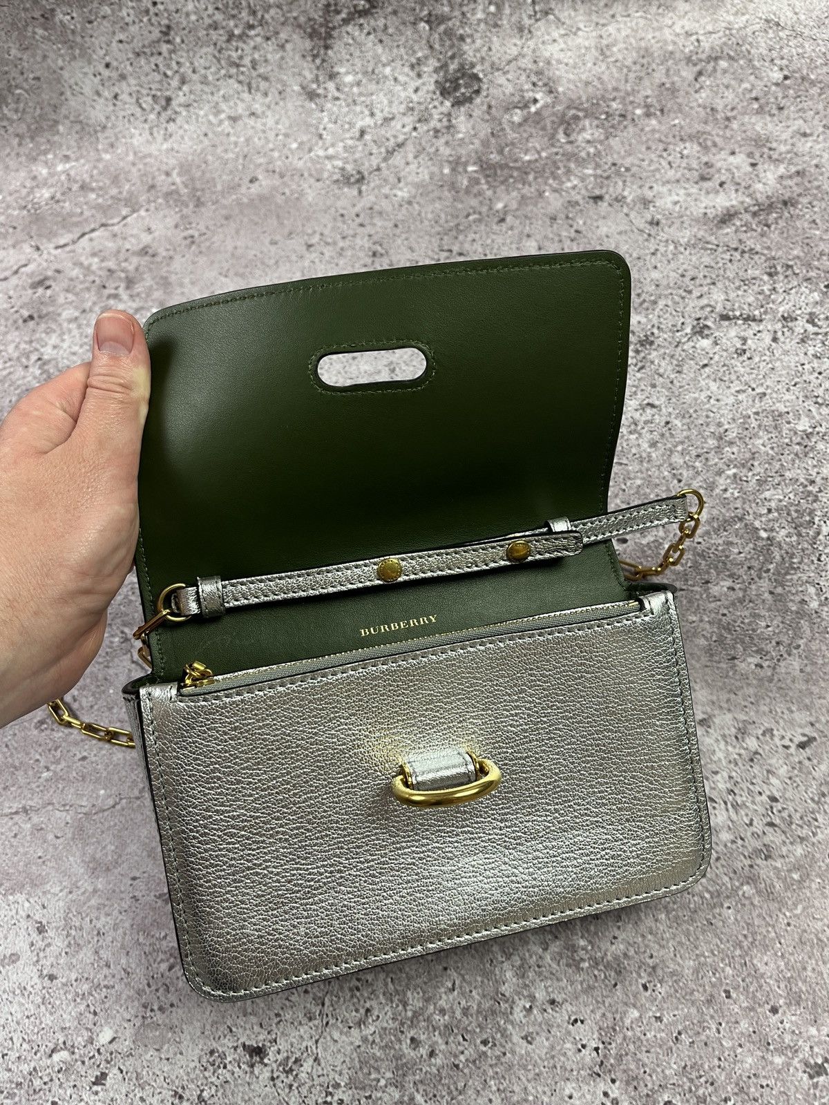Burberry Metallic Silver D-Ring Leather Chain Small Shoulder Bag Size ONE SIZE - 13 Thumbnail