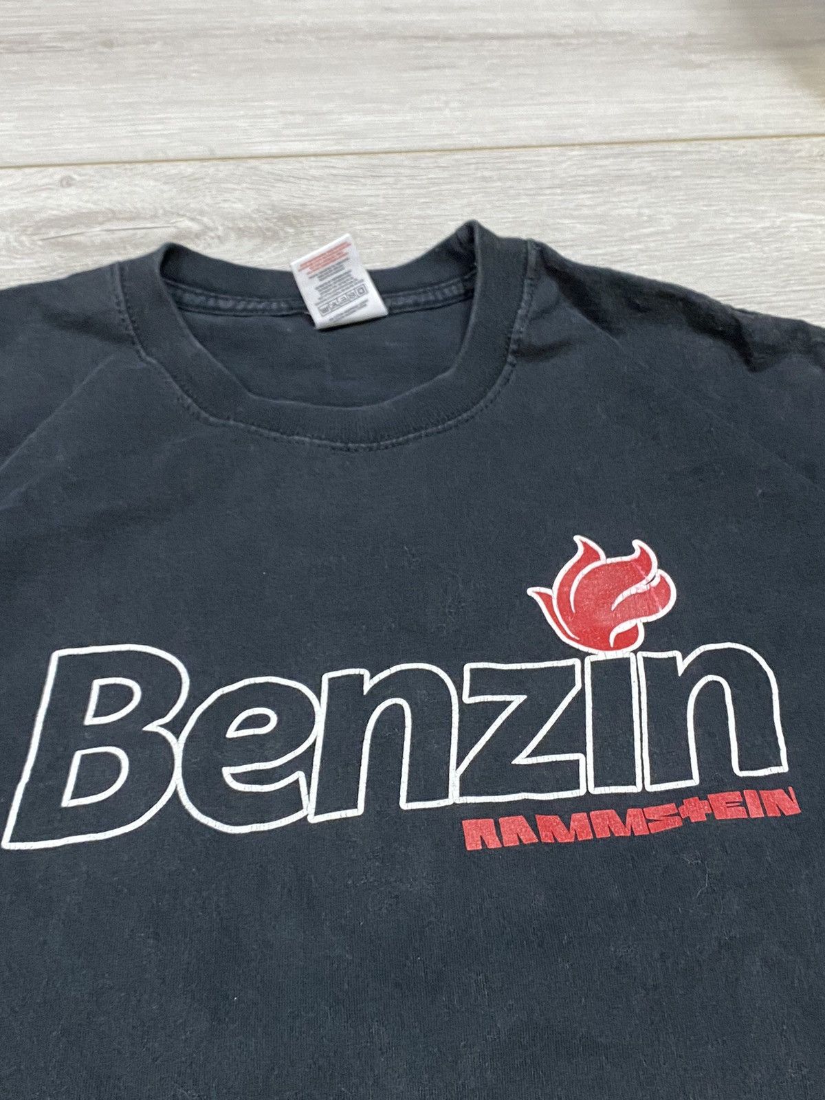 Vintage Rammstein 🔥 2005 Benzin faded vintage flame t-shirt graphic Size US M / EU 48-50 / 2 - 4 Thumbnail