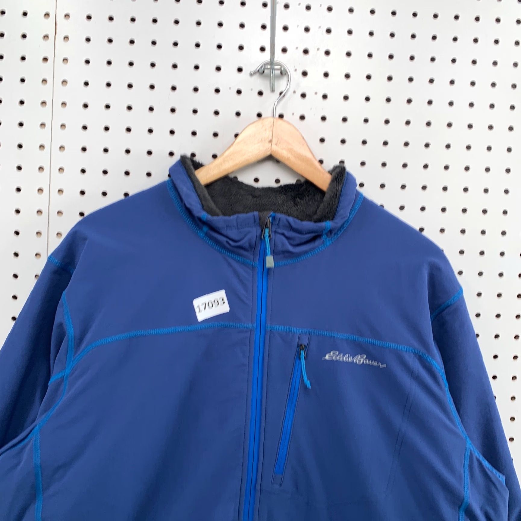 Eddie Bauer Eddie Bauer Jacket Blue Mens XL Full Zip Soft Fleece Sherpa Lined 26X30 Windbreaker Regular Polyester Jacket Mens XL Blue Sherpa Lined Full Zip Size US XL / EU 56 / 4 - 7 Thumbnail