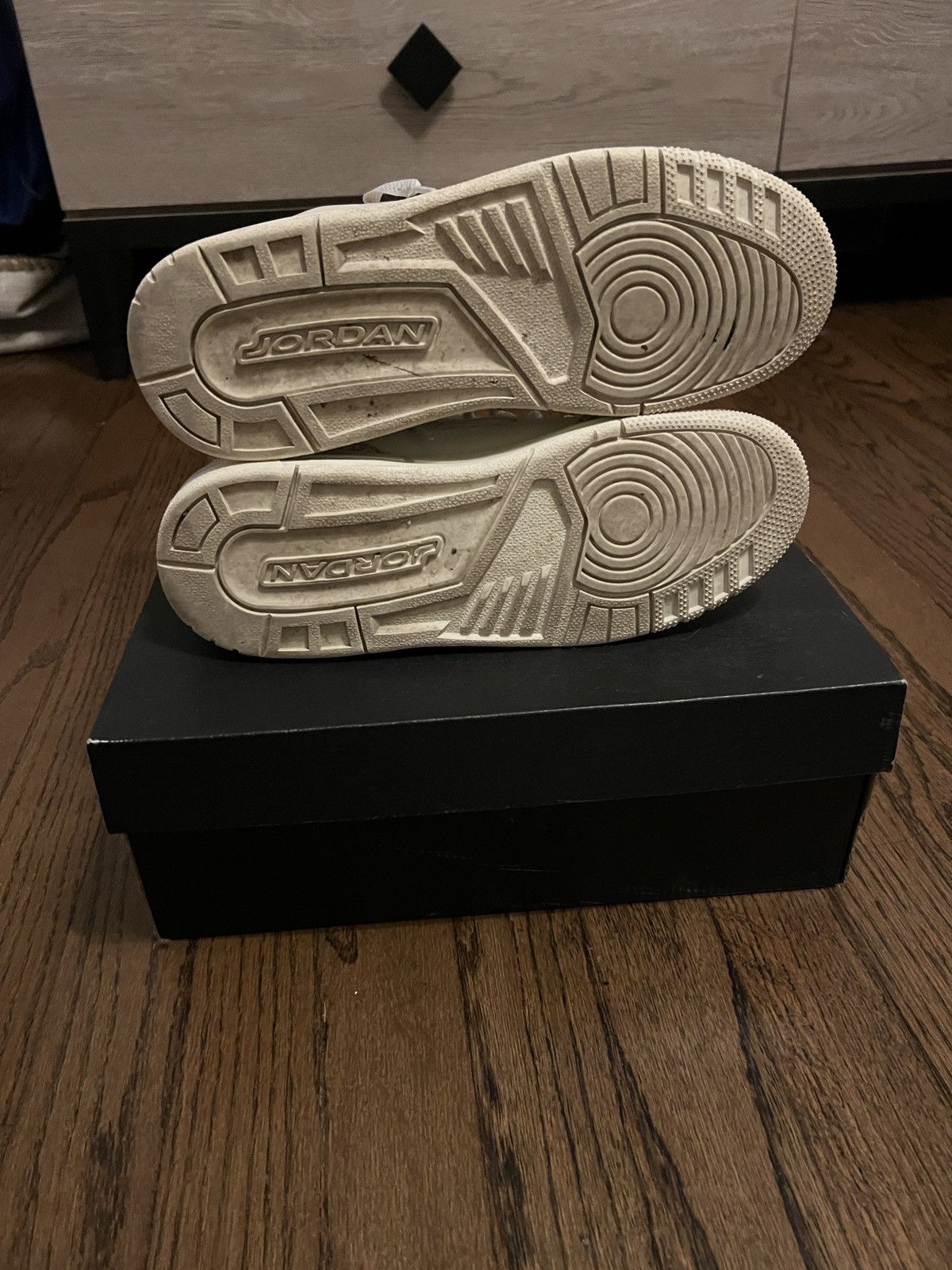 Jordan Brand Jordan Spizike Low (GS) Size US 7 / EU 40 - 6 Thumbnail