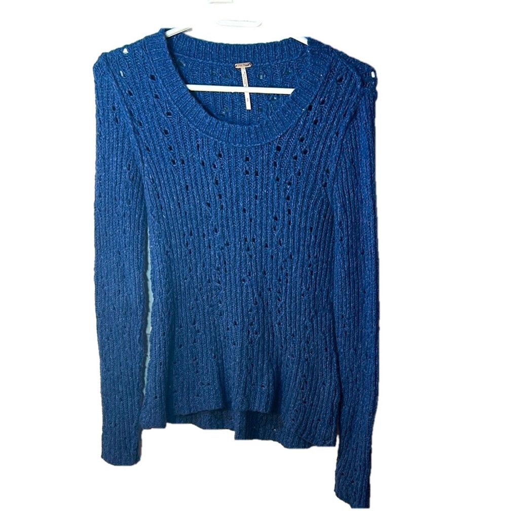 Free People Free people open knit Women's Blue Sweater size small Size S / US 4 / IT 40 - 2 Thumbnail