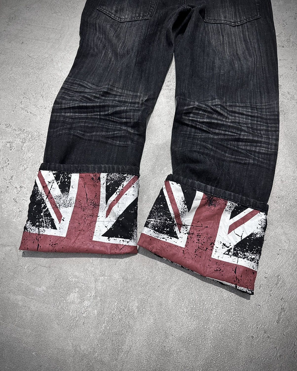 Japanese Brand 2000s Bernings Sho Studded Distressed Jeans Size US 33 - 10 Thumbnail