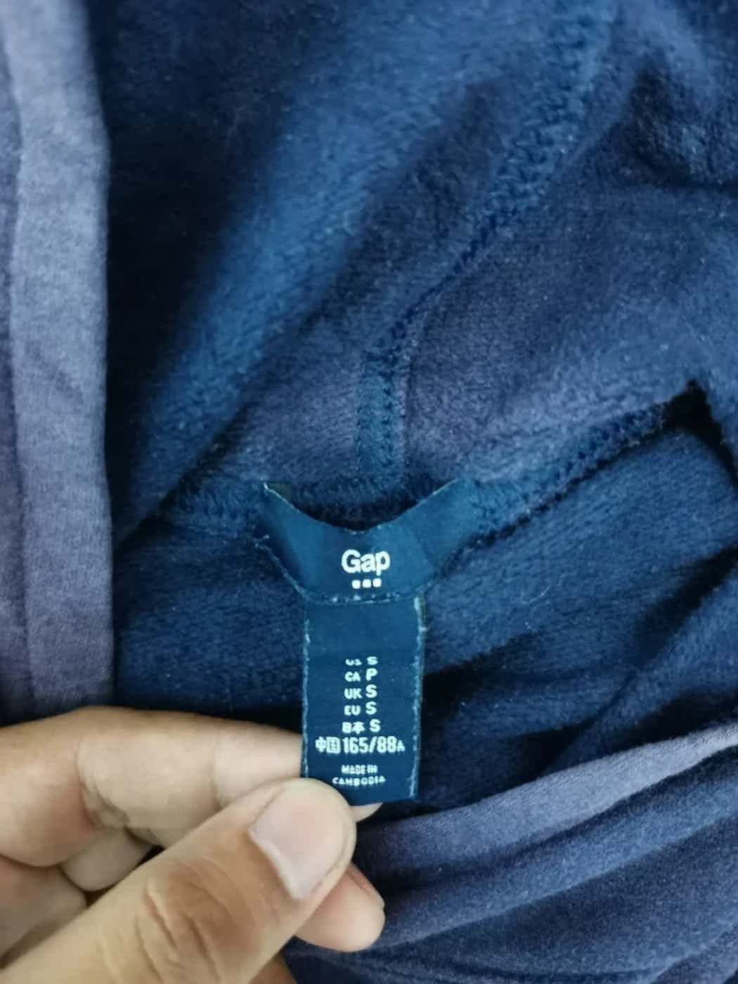 Gap Vintage GAP Big Logo Hoodie Size US S / EU 44-46 / 1 - 3 Thumbnail