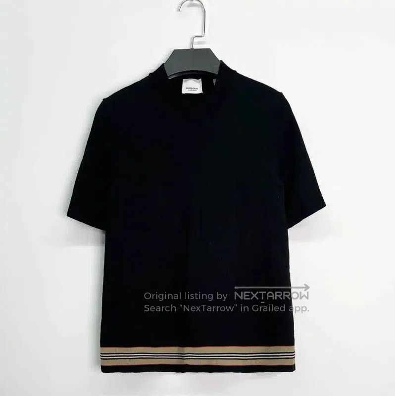 Burberry Burberry Black Striped Wool Short Sleeve T-shirt. Size XS / US 0-2 / IT 36-38 - 1 Thumbnail