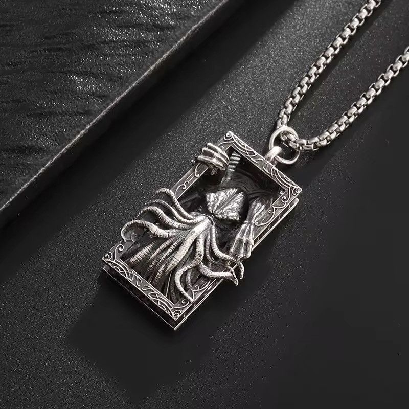 Vintage Retro Goth Octopus Necklace Size ONE SIZE - 2 Thumbnail
