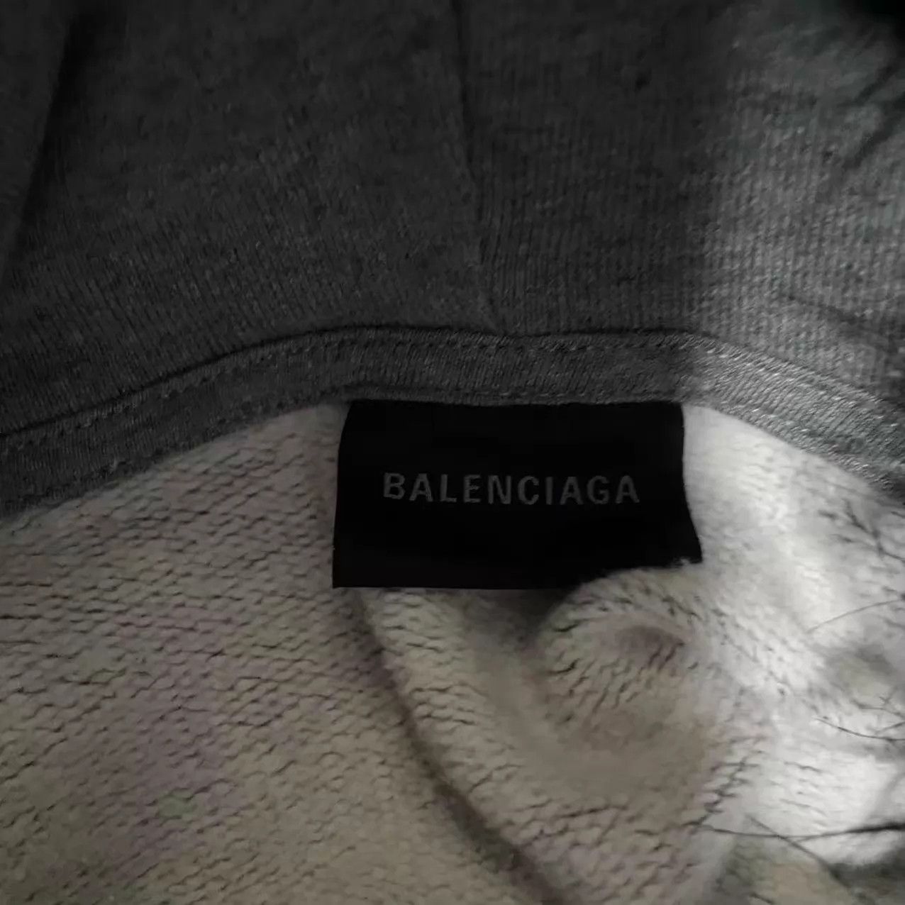 Balenciaga Balenciaga 25 Runway Gray Logo Patch Fur Collar Coat Size US S / EU 44-46 / 1 - 3 Thumbnail