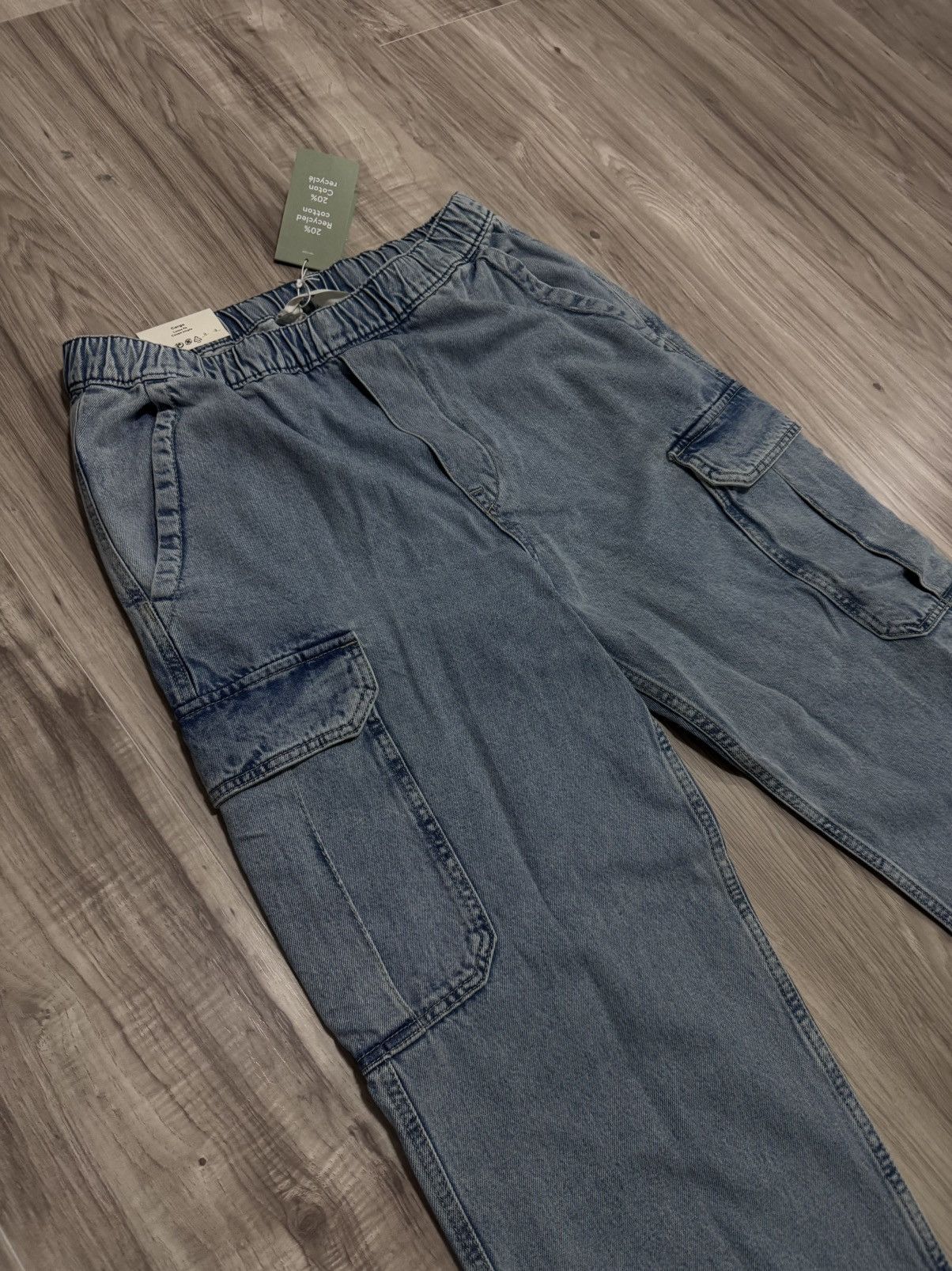 H&M H&M Cargo Jeans - Size 32 Size US 32 / EU 48 - 2 Thumbnail