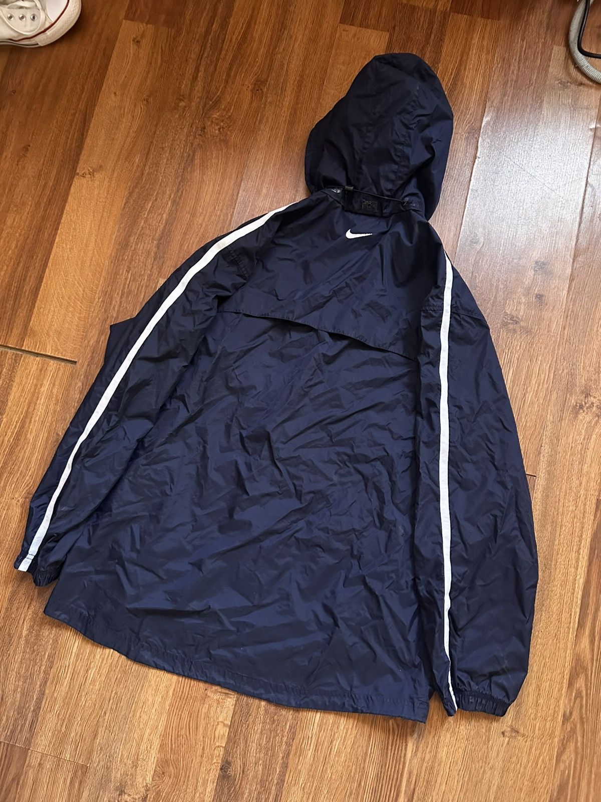 Nike RARE Vintage Nike Team Training Center Archive Windbreaker L Size US L / EU 52-54 / 3 - 6 Thumbnail