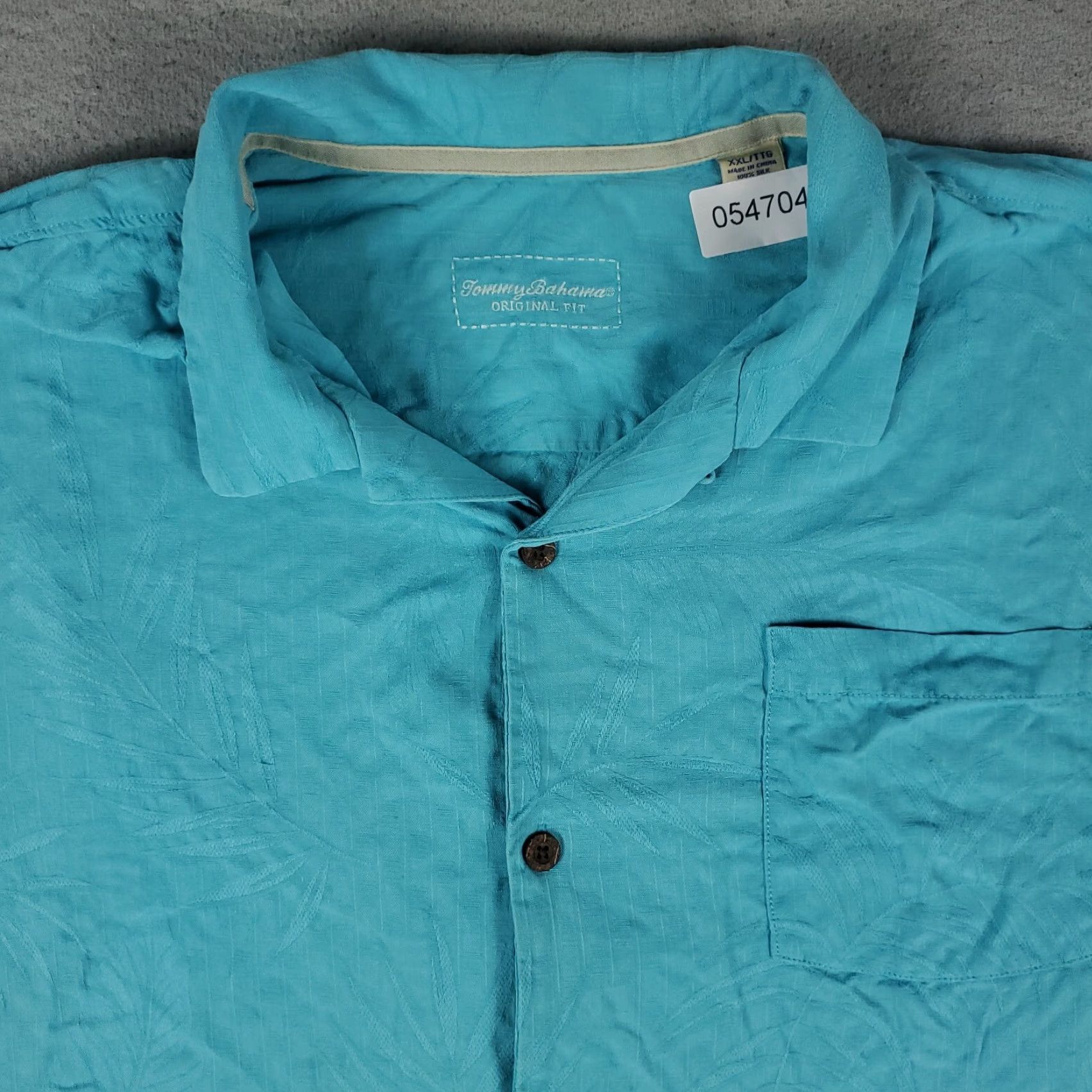 Tommy Bahama Tommy Bahama Shirt Mens 2XL Blue Hawaiian Button-Up Short Sleeve Silk, Casual, Silk, 2XL, Blue, Hawaiian, Tommy Bahama Mens Shirt Size US XXL / EU 58 / 5 - 2 Thumbnail