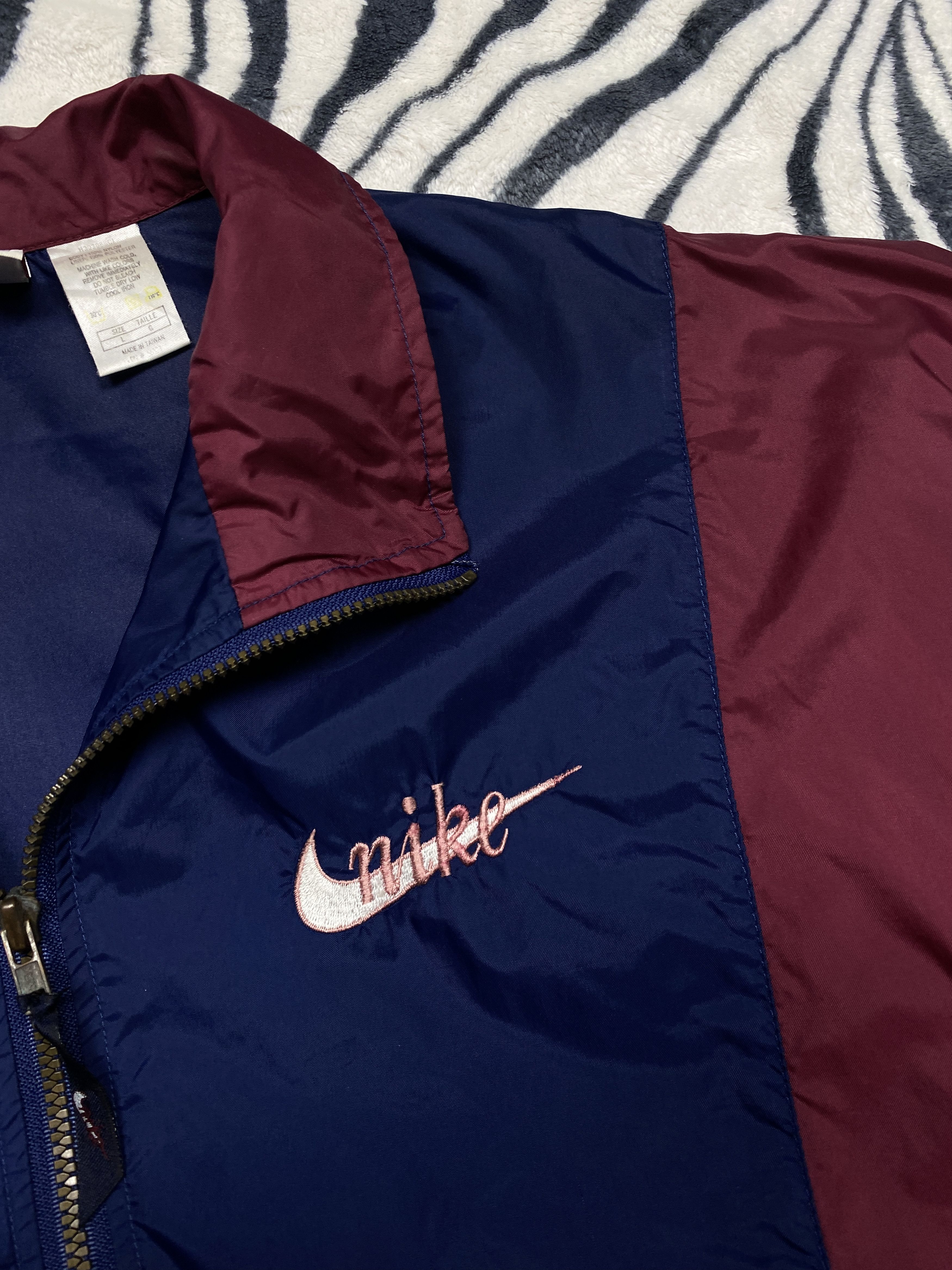 Nike Nike 90s Vintage Mens Nylon Track Top Jacket Size US L / EU 52-54 / 3 - 3 Thumbnail