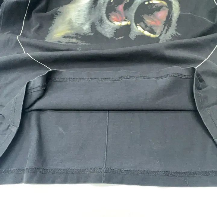 Givenchy Givenchy Givenchy Short Sleeve Logo TShirt for Men -2507 Size US M / EU 48-50 / 2 - 7 Thumbnail