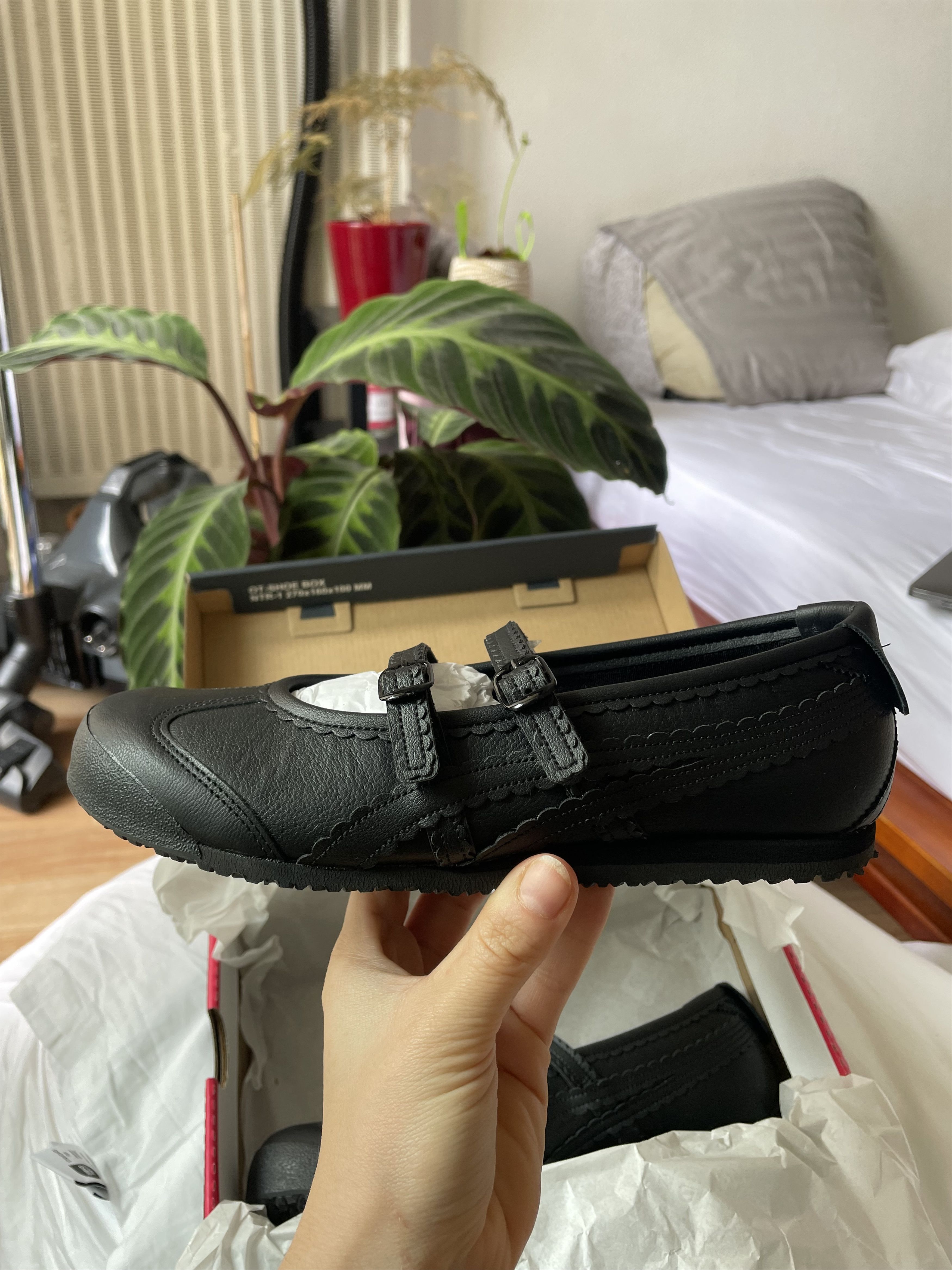Onitsuka Tiger Mexico 66 TGRS Flats Size US 6.5 / IT 36.5 - 3 Thumbnail