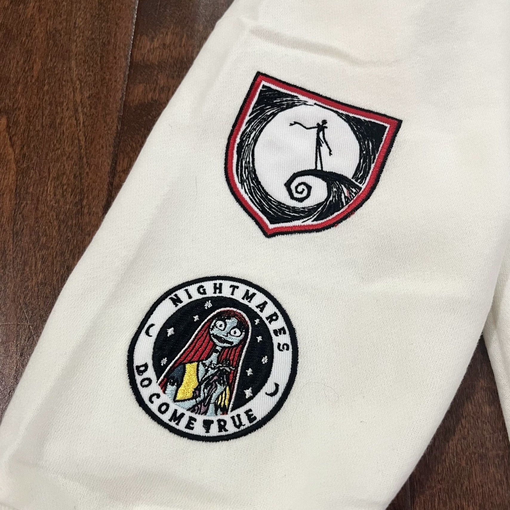 Disney Disney The Nightmare Before Christmas Hoodie Womens Sweatshirt XL Patch Zip Hoodie Christmas Womens Large/XL White Size XL / US 12-14 / IT 48-50 - 6 Thumbnail