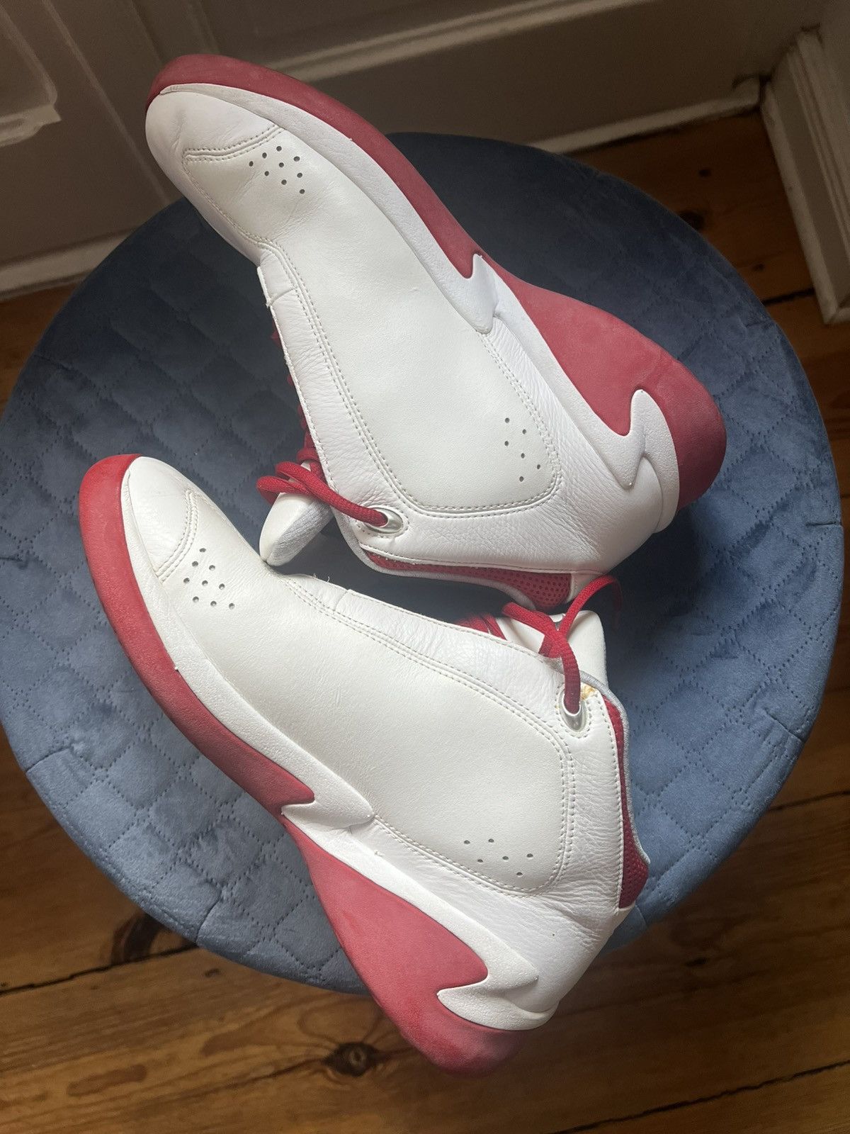 Oakley Oakley Domestic White Red Vintage sneaker Size US 9.5 / EU 42-43 - 10 Thumbnail