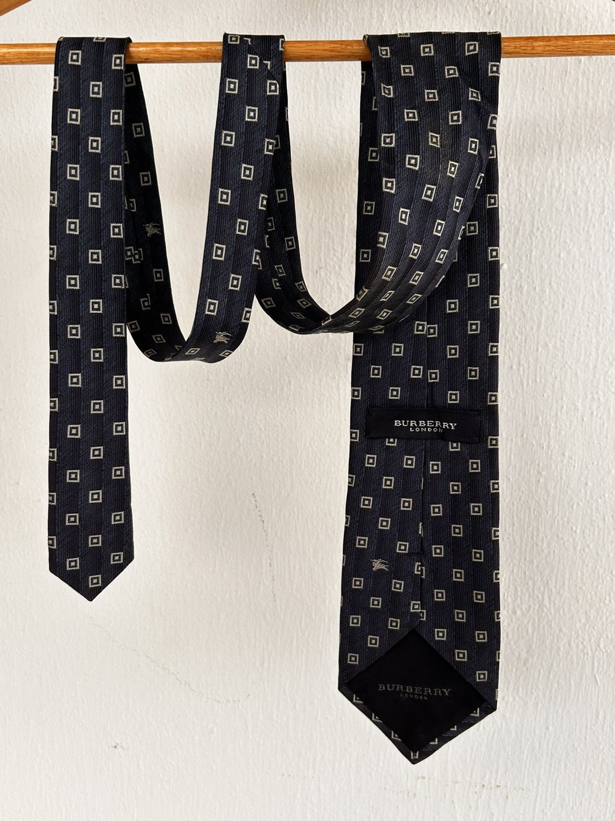 Burberry Burberry Vintage Tie Size ONE SIZE - 2 Thumbnail