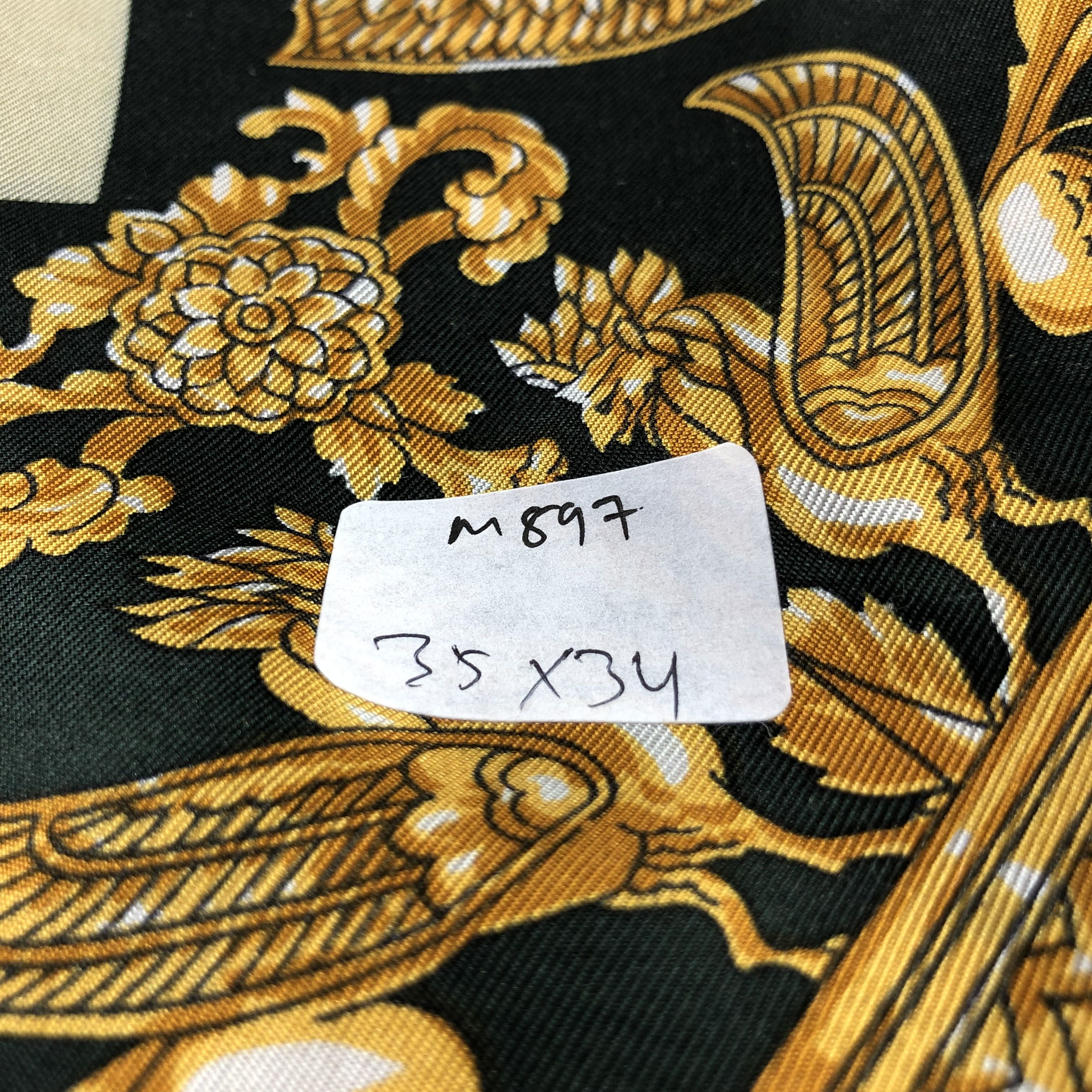 Japanese Brand Luxury Golden Chains Silk Scarf M897 Size ONE SIZE - 7 Thumbnail