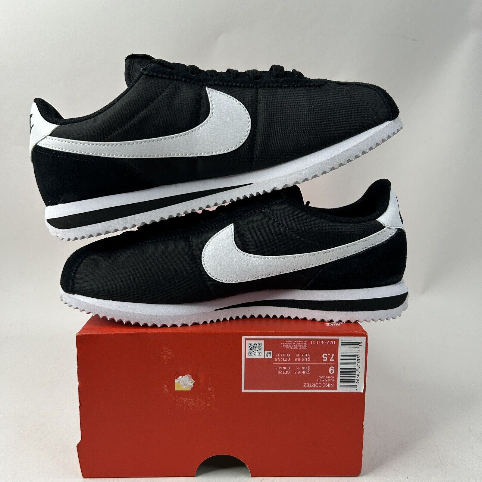 Nike Nike Cortez WMNS Nylon “Black White” 2024 Size US 9 / IT 39 - 3 Thumbnail
