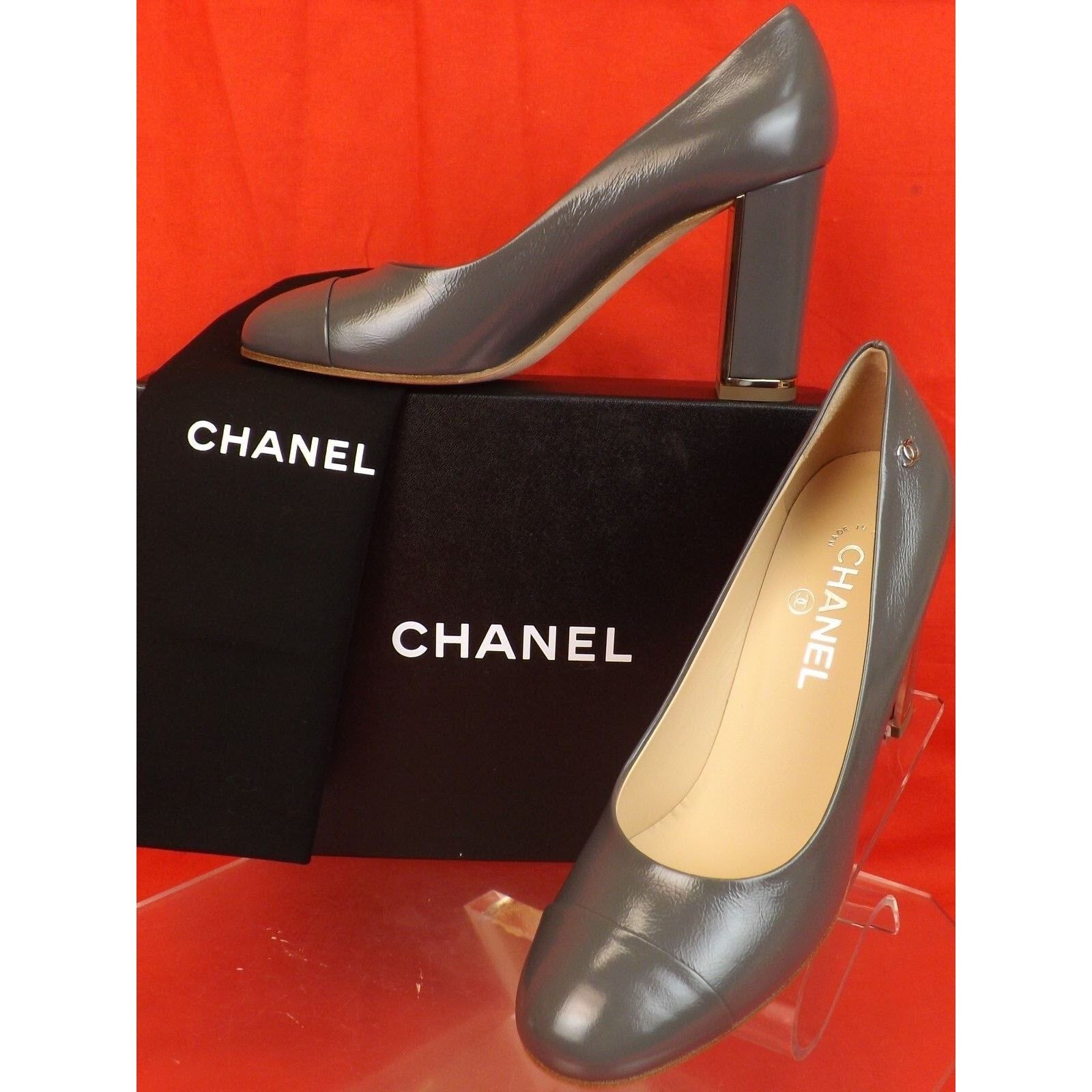Chanel G31655 GRAY DISTRESSED LEATHER CC LOGO CAP TOE HEEL PUMPS 38 Size US 8 / IT 38 - 7 Thumbnail