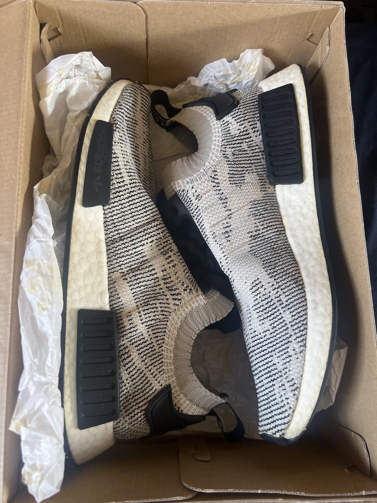 nmd oreo r1