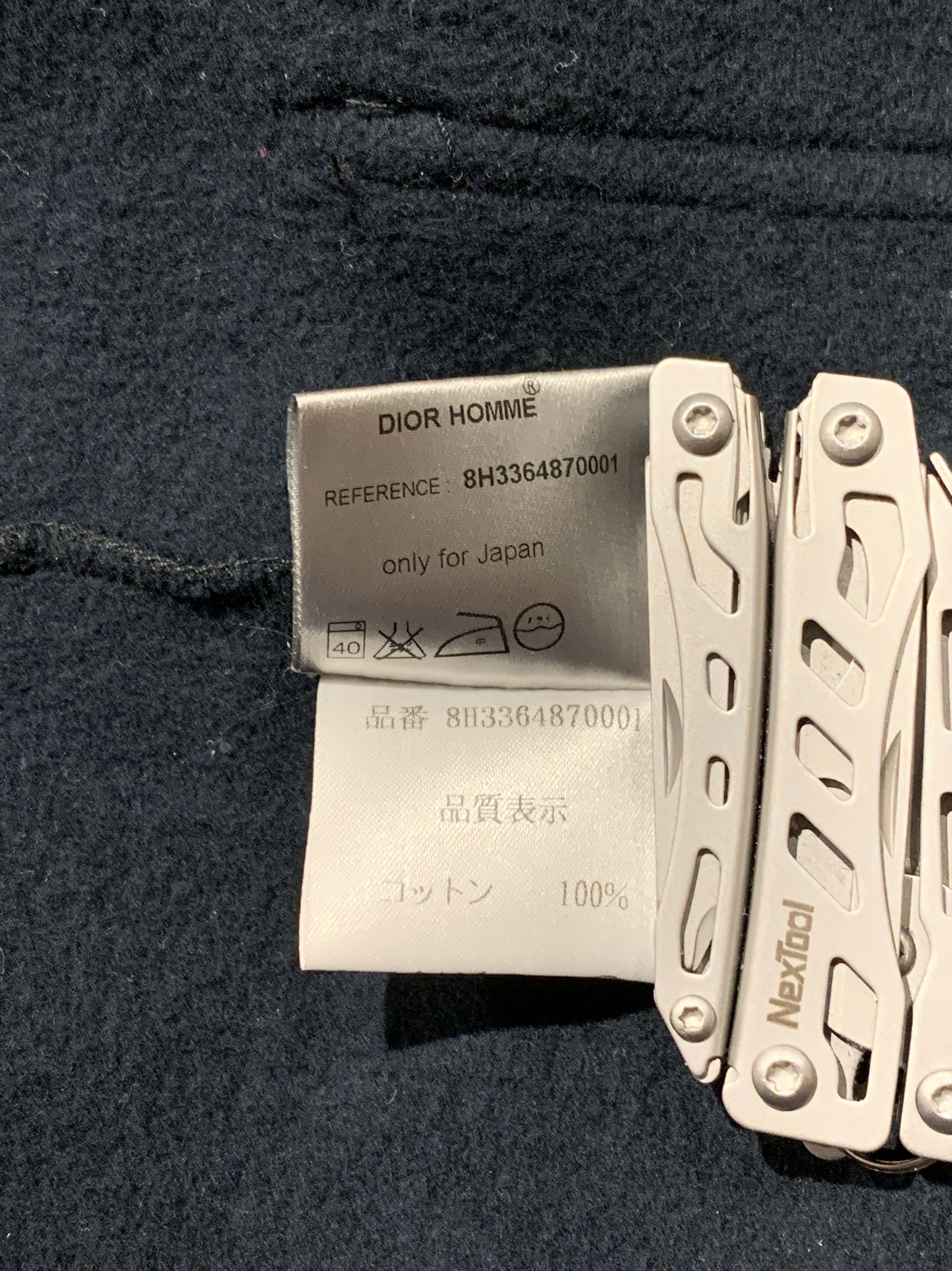 Hedi Slimane Dior Homme AW08 "Lumiere du Nord" Vneck Size US XS / EU 42 / 0 - 7 Thumbnail