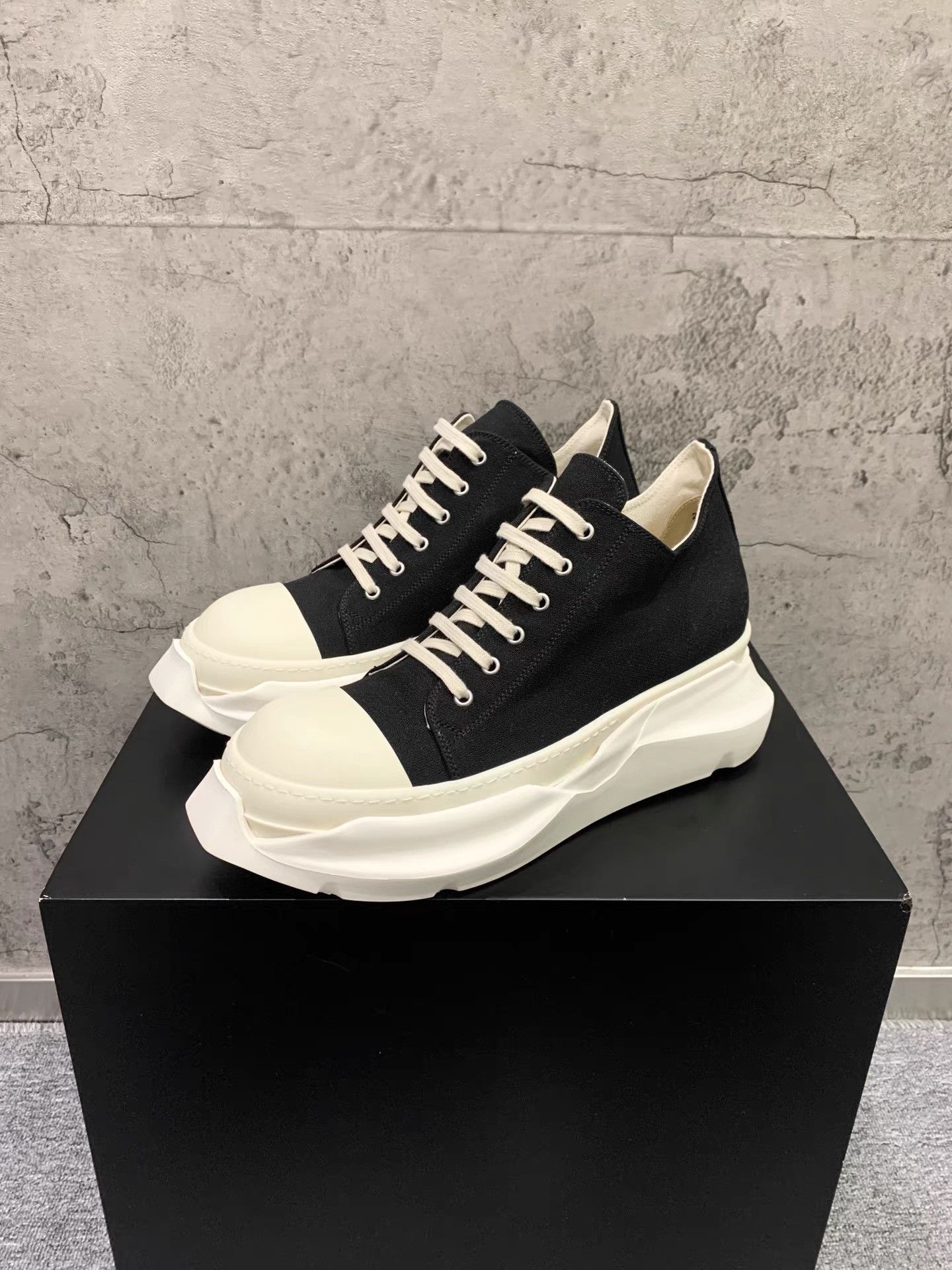Rick Owens Rick Owens Thick-Sole Ramones K34 Size US 5 / IT 35 - 1 Thumbnail