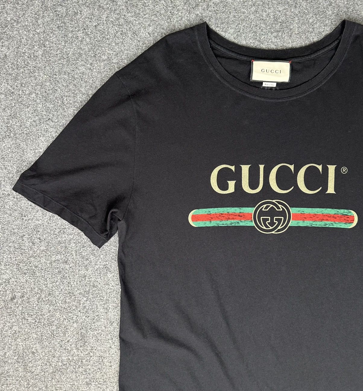 Gucci Gucci - Classic Logo Distressed - Short Sleeve Shirt - Black Size US XL / EU 56 / 4 - 2 Thumbnail