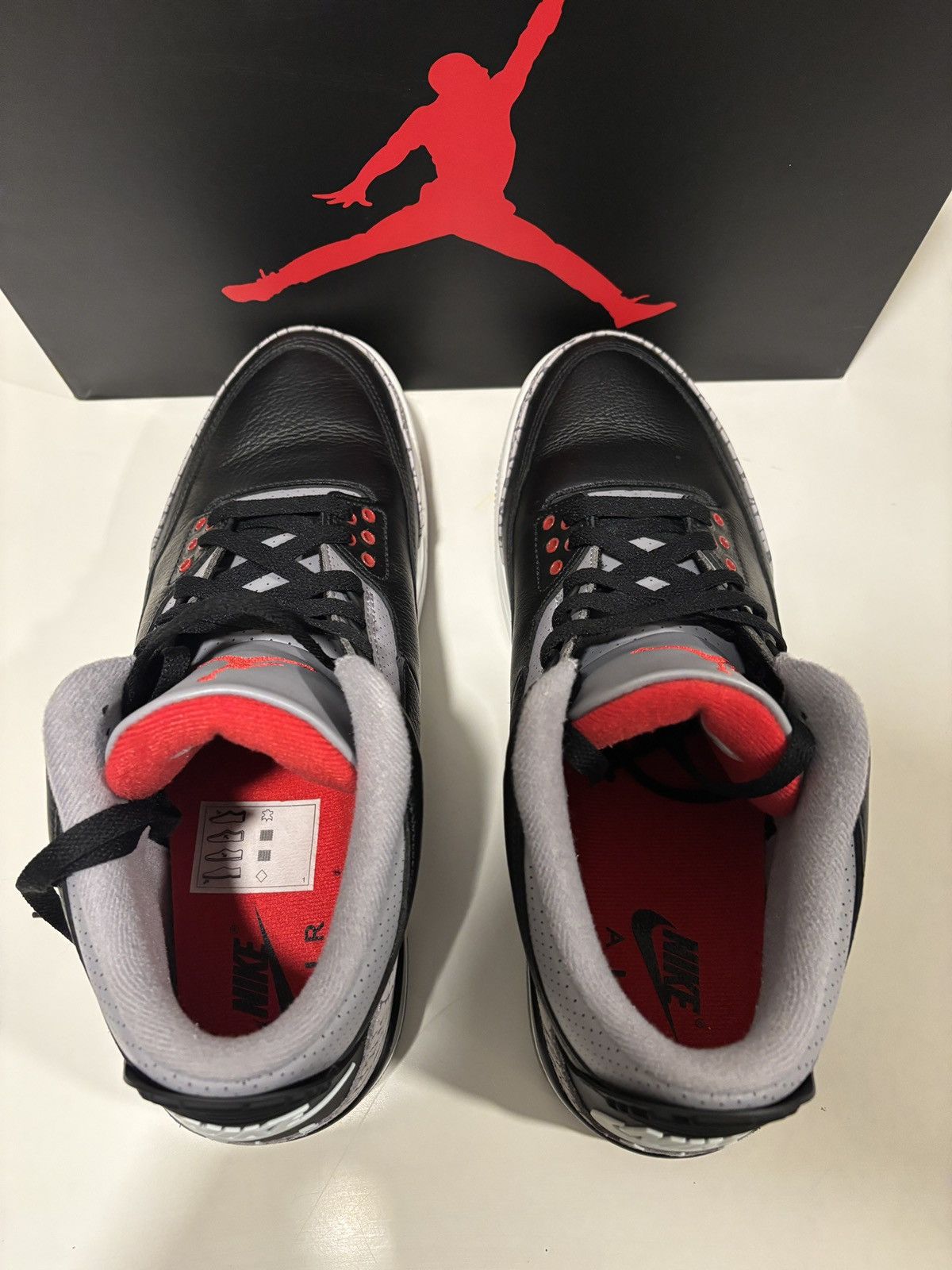 Jordan Brand Jordan 3 Retro OG Black Cement (2024) Size US 12 / EU 45 - 5 Thumbnail