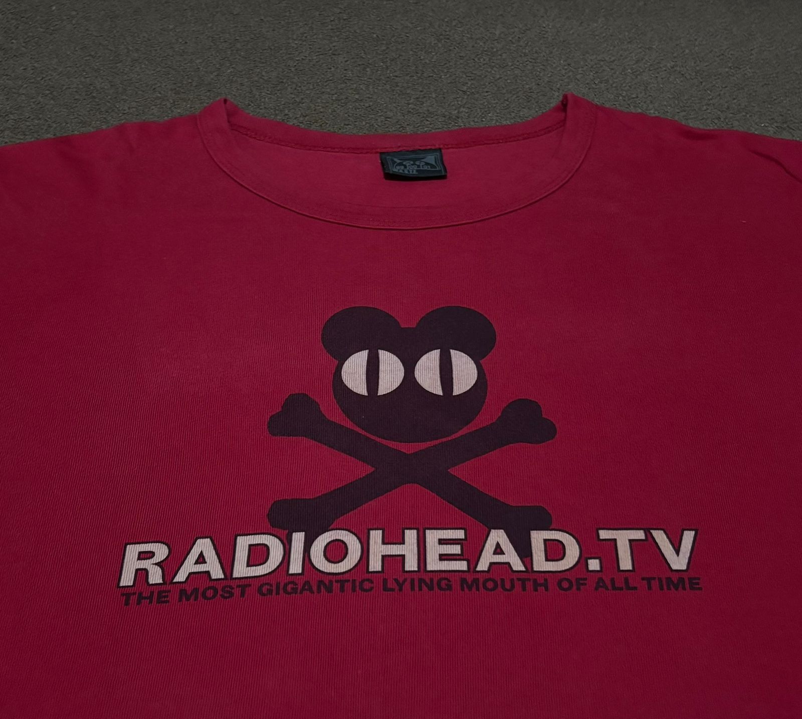 Band Tees Vintage Radiohead Shirt,Oasis,Blur,Nirvana Size US L / EU 52-54 / 3 - 4 Thumbnail