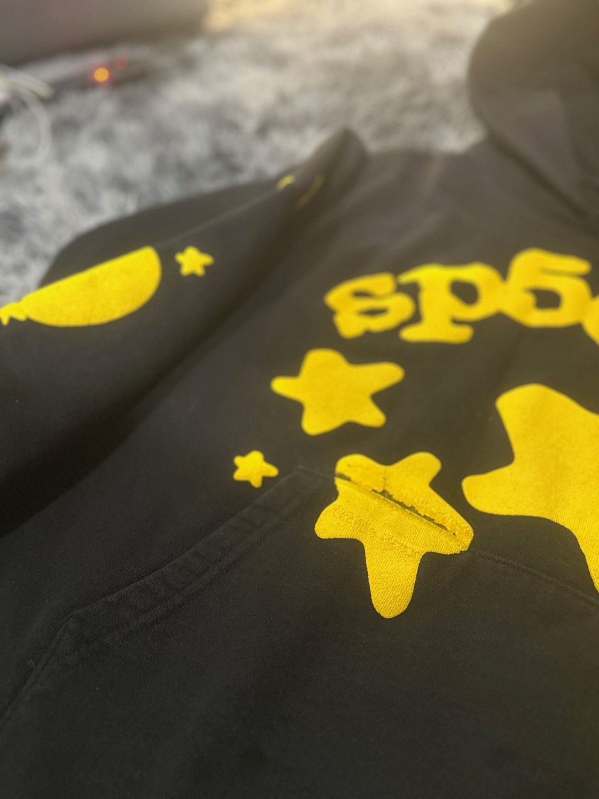 Spider Sp5der Beluga hoodie Onyx/Yellow | Grailed