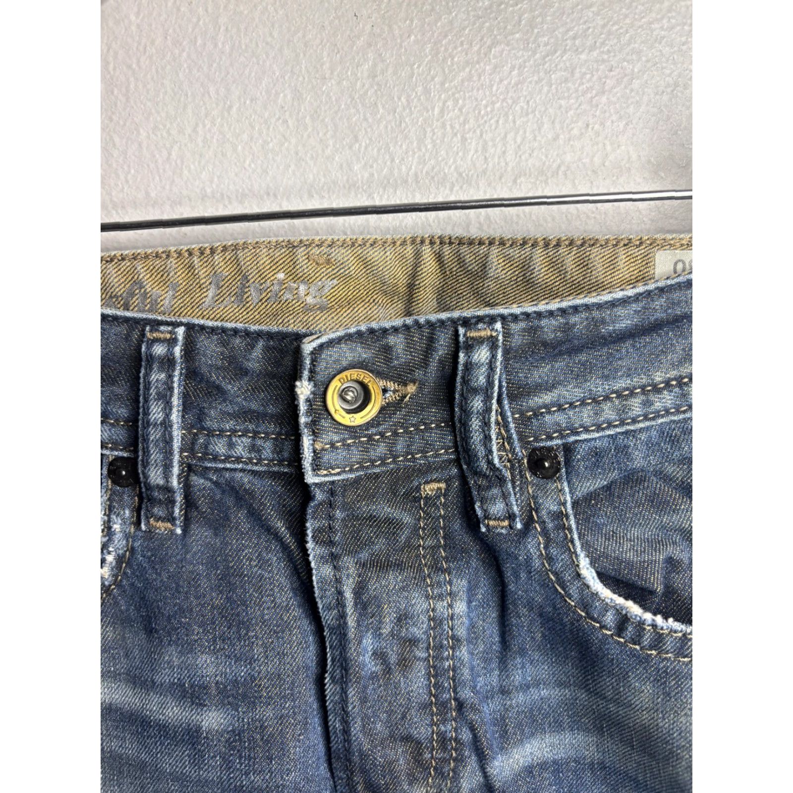 Diesel VINTAGE Diesel Buster Jeans Mens Slim Tapered 26x30 Blue Medium Wash Distressed Denim 28W 30L Pants Men Size US 26 / EU 42 - 3 Thumbnail