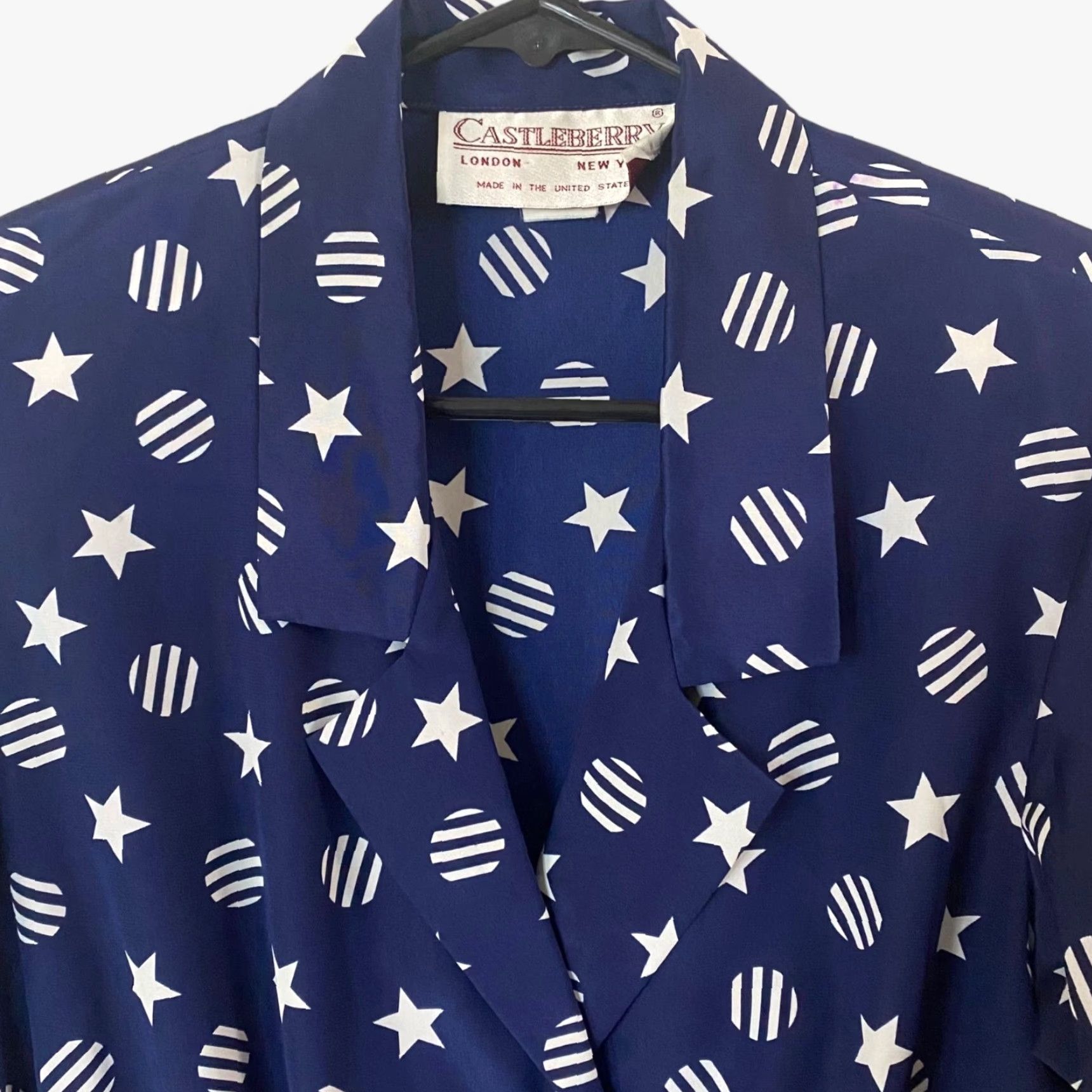 Doublet VINTAGE Castleberry Blouse Double Breasted Blue Star Print Long Sleeve Women Size 4 Shoulder Pads 80s Patriotic USA Made Size S / US 4 / IT 40 - 5 Thumbnail